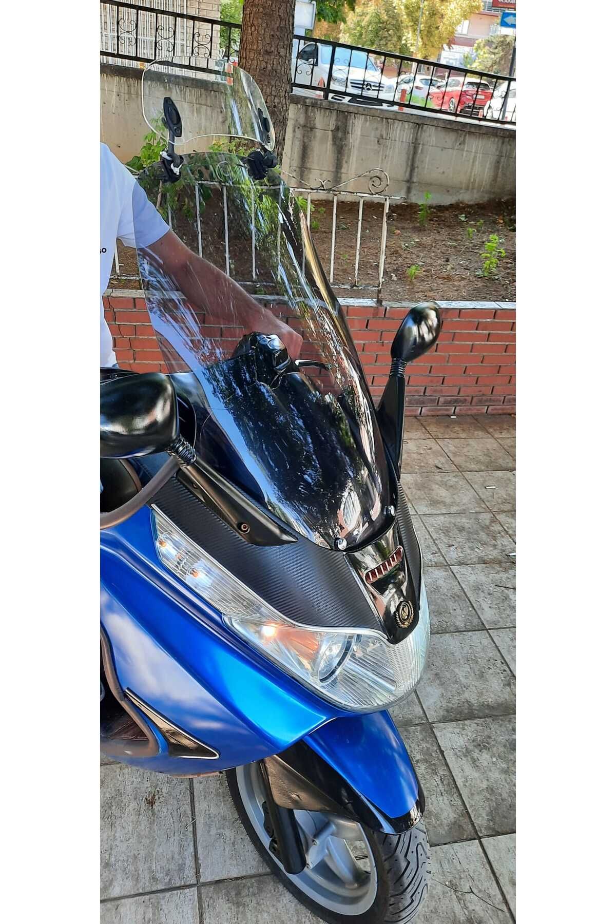 Piaggio X8 200 Siperlik Ön Cam 2004 2006 Model 58cm Füme Renkli 4mm