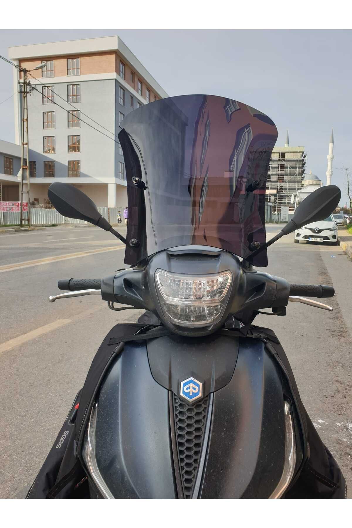 Piaggio Beverlys 400 Siperlik Ön Cam 2021-2025 Model 44cm Siyah Renkli 4mm