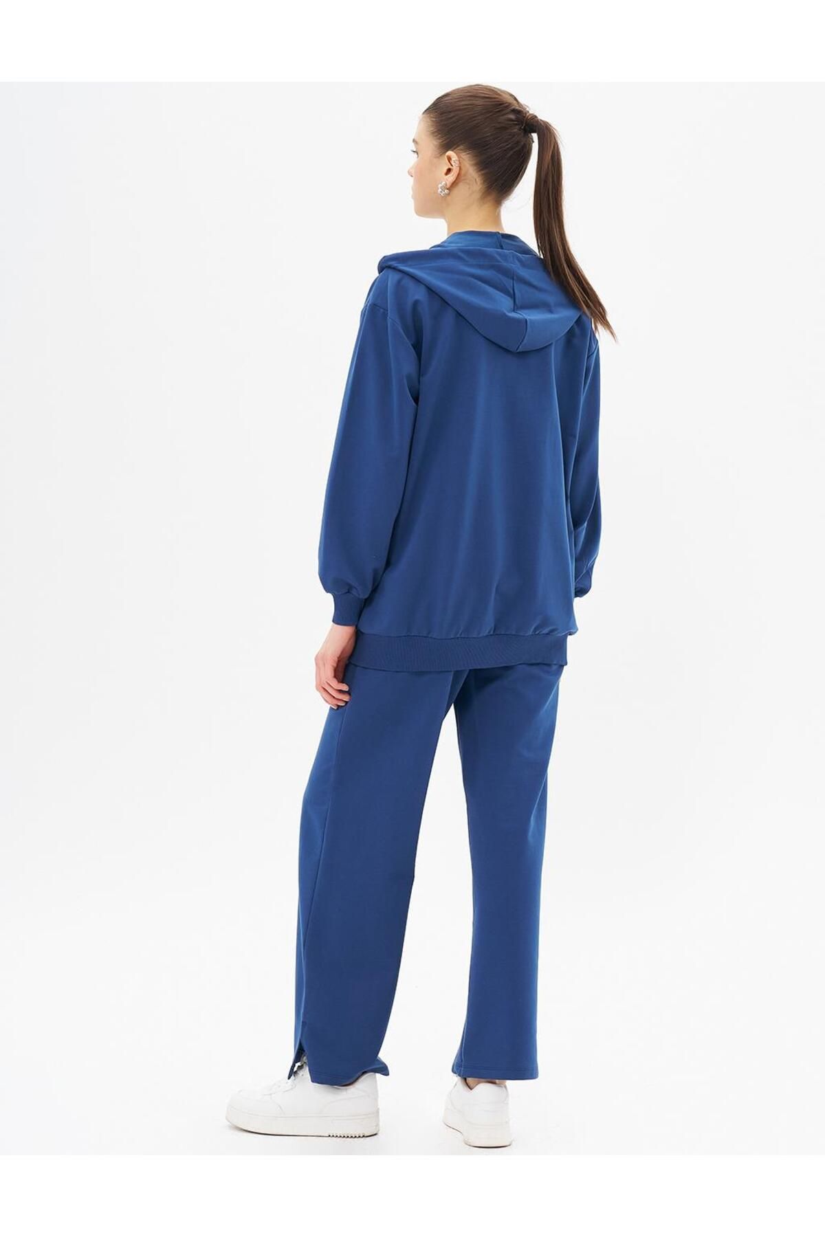 Kayra-Indigo Hooded and Zippered Sweatshirt 4