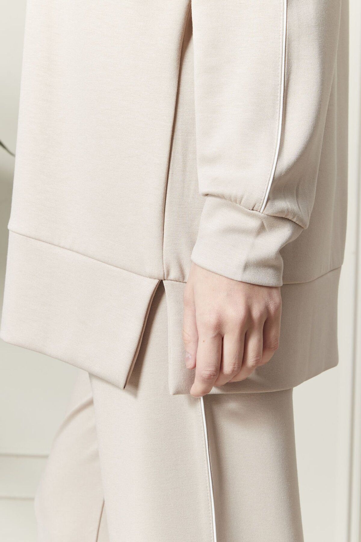 soBasic-Beige Color Modal Long Length Crew Neck Elastic Waist Detailed Wide Leg Tracksuit Set - L 5