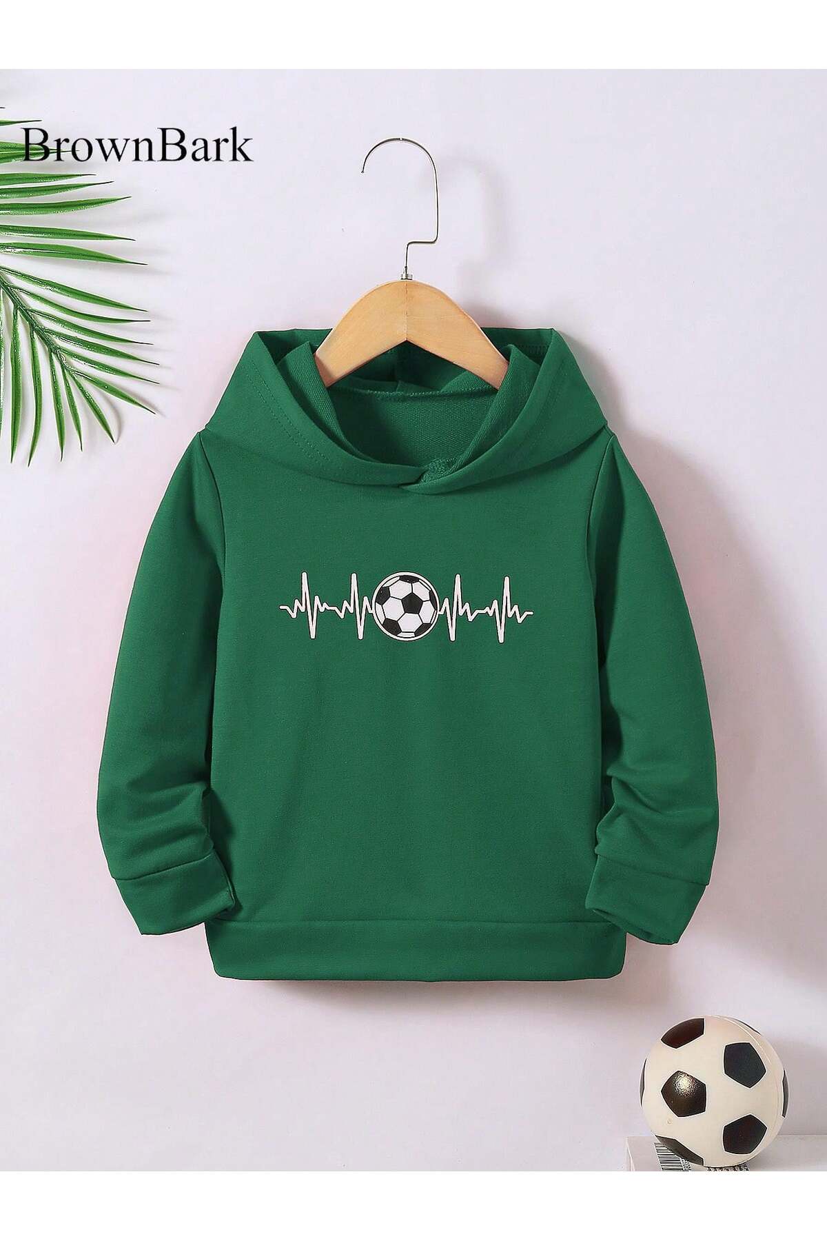 هودي بطبعة كرة قدم