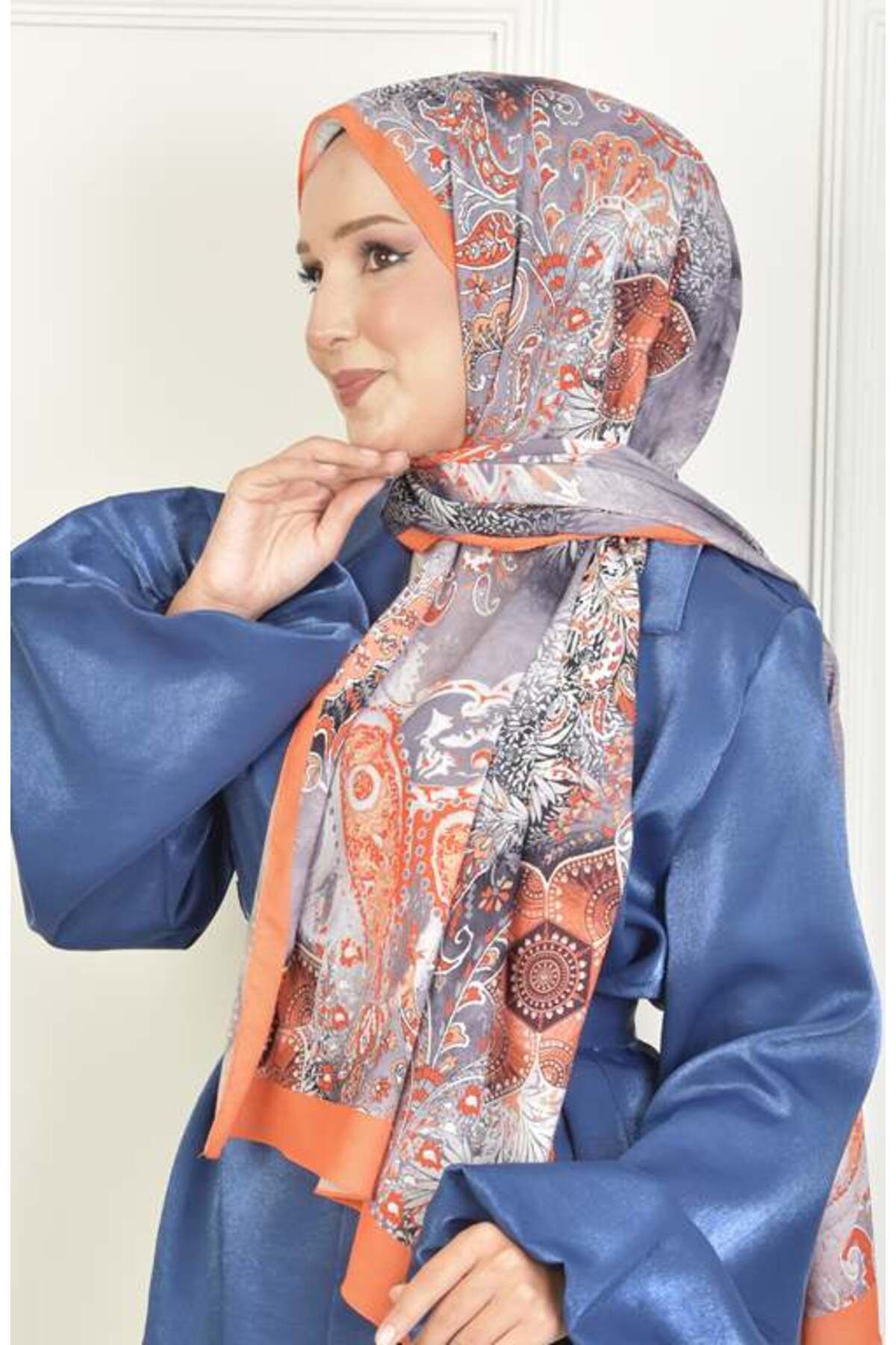 BURDEN IPEK-Orange Water Lily Dafne Patterned Shawl 4