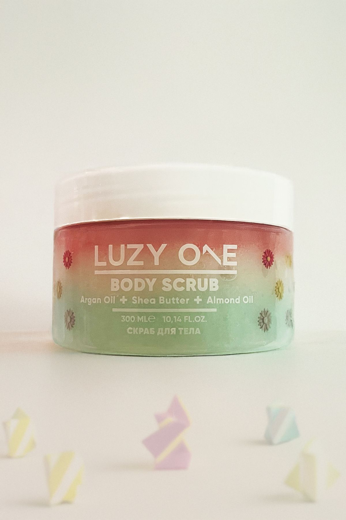 Luzy One Body Scrub – Yoğun Temizleme Ve Ferah Orman Meyvesi Kokulu Vücut Peelingi - 300 ml