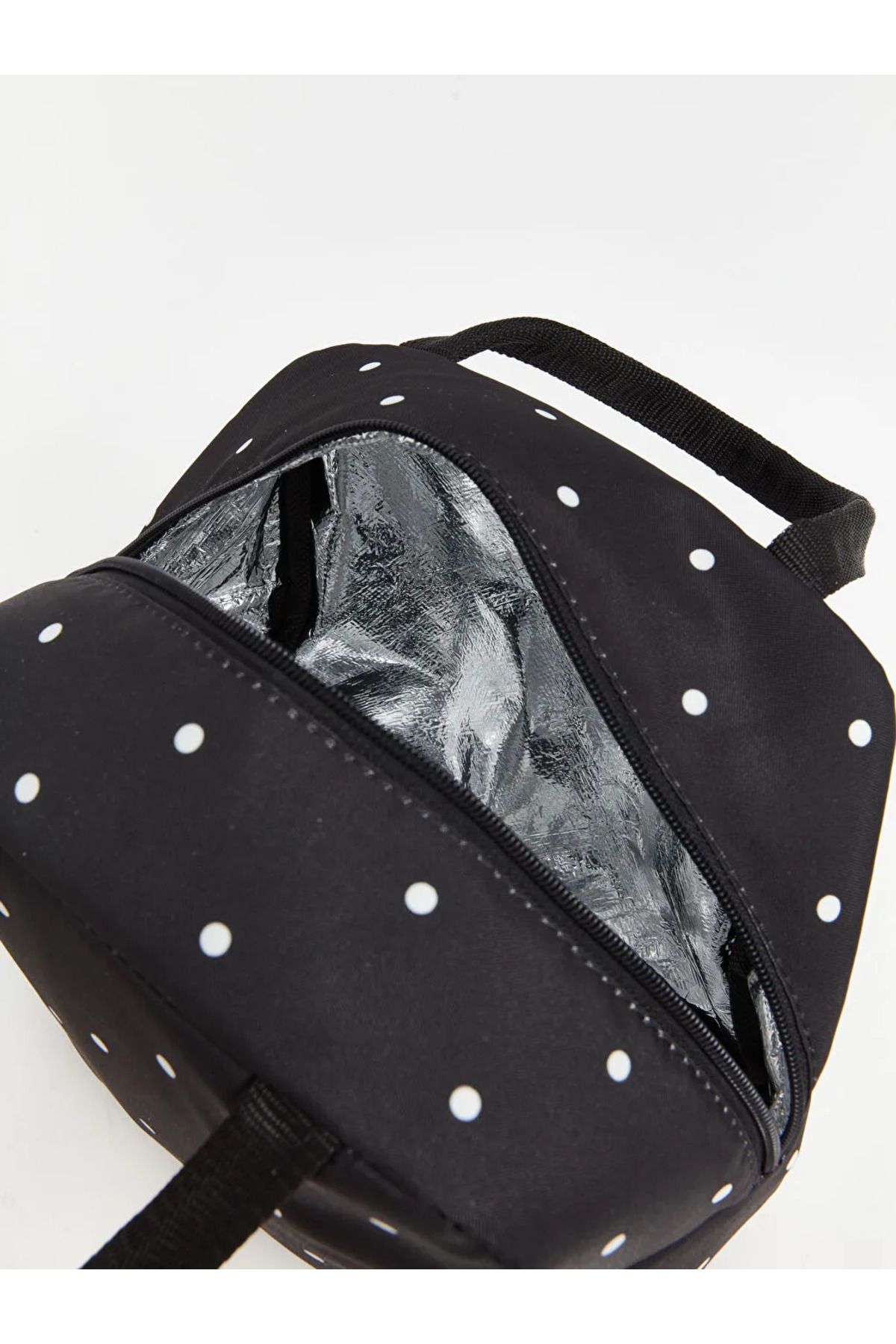 LC Waikiki-Lcw Accessories Black Polka Dot Pattern Thermal Bag 5