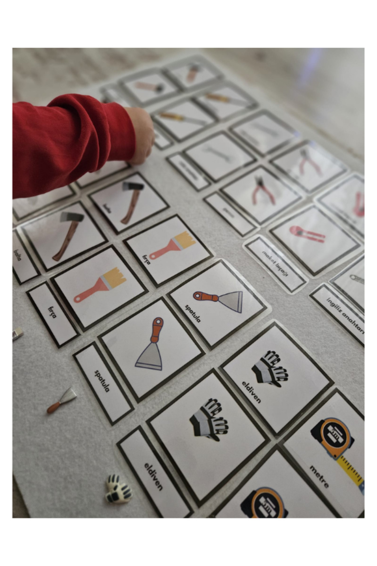 Ada Montessori Montessori Minyatür tamir araç gereçleri ve eşleştirme kartları fotoğrafı 3 (önizleme)