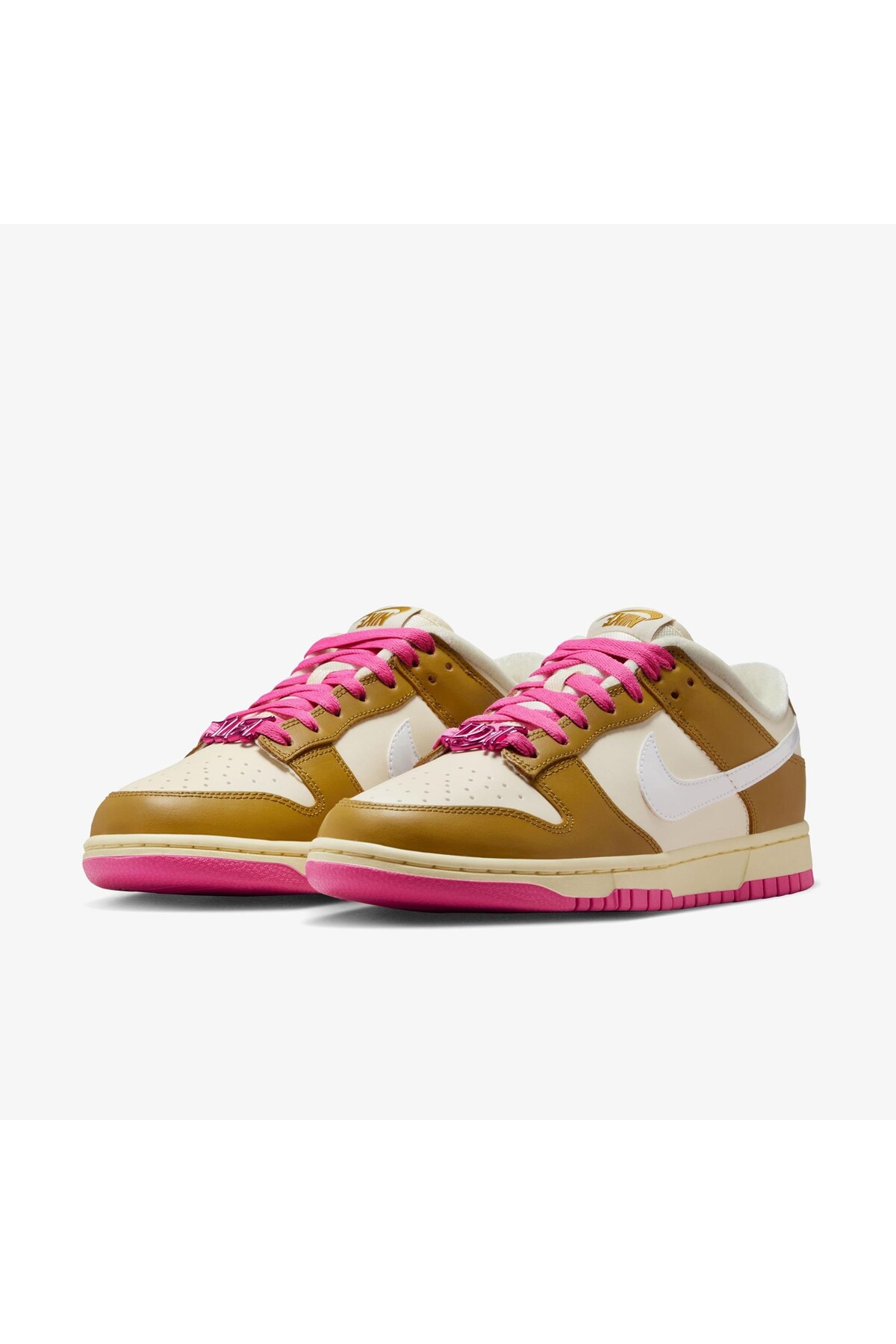 Nike Dunk Low SE 