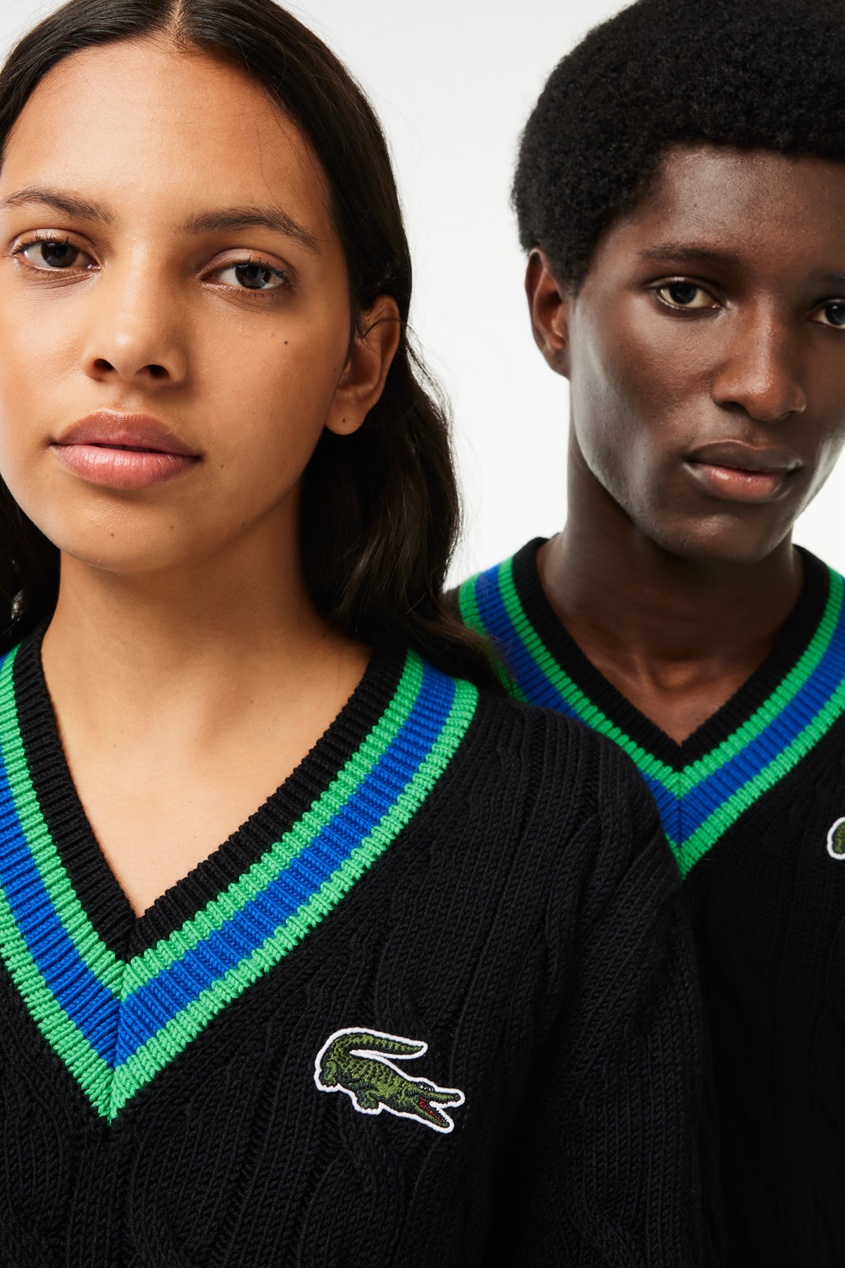 Lacoste-Sveter - štýlový a pohodlný 3