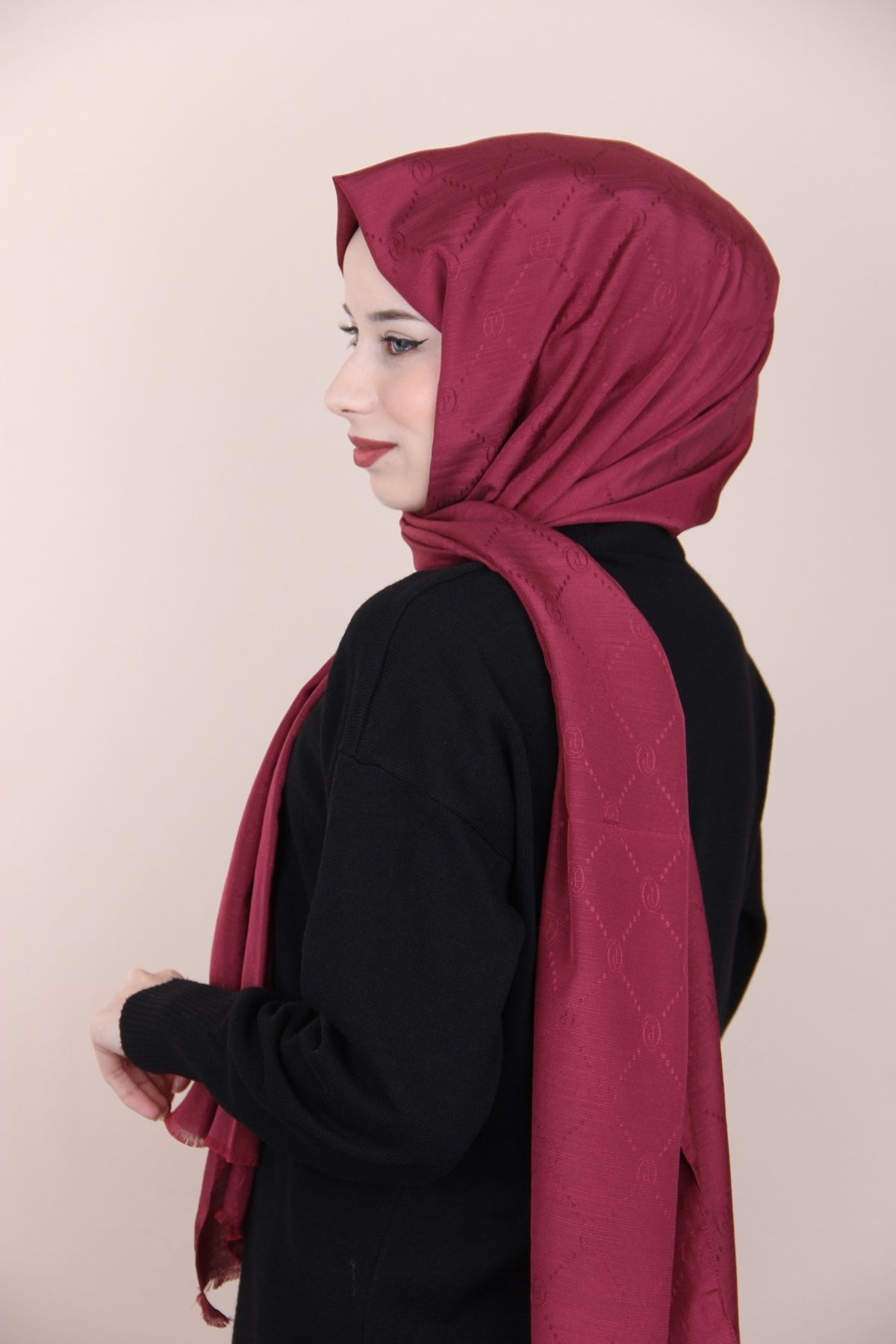 PİRAMİT-DAMSON Pyramid Monogram Shawl 3