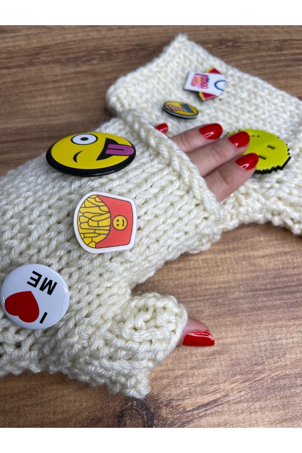 zeinapp Rozet Emoji Örgü Parmaksız Eldiven