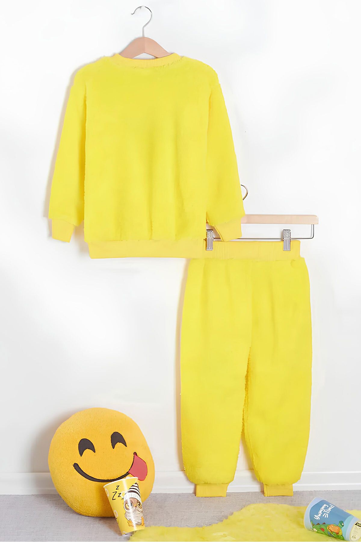 https://cdn.dsmcdn.com/ty1612/prod/QC/20241207/14/4fad0ec8-df0d-3c75-8a45-5614e8d8b91d/1_org_zoom.jpg