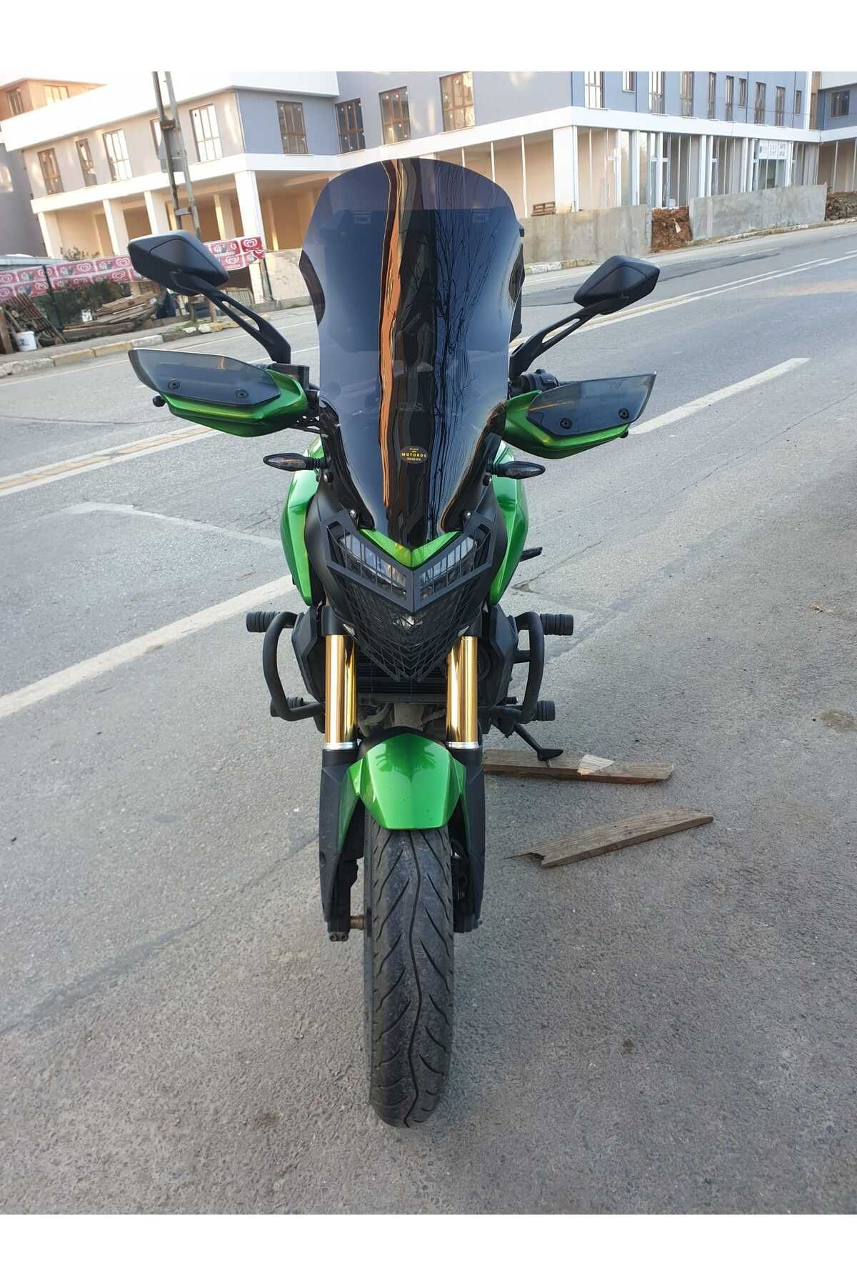 Bajaj Dominar 250 Siperlik Ön Cam 2017-2025 Model 58cm Siyah Renkli 4mm ORTA BOYLU CAM