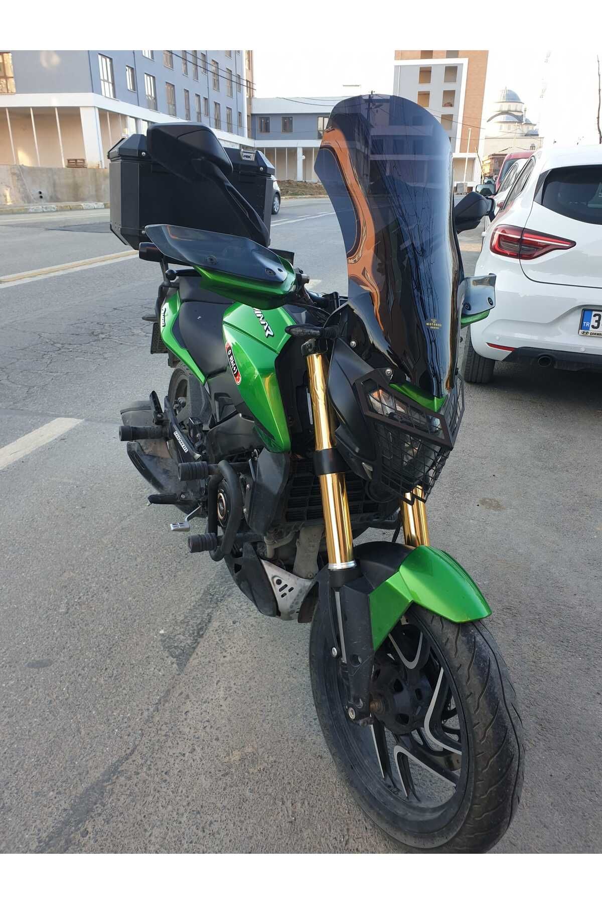 Bajaj Dominar 250 Siperlik Ön Cam 2017-2025 Model 58cm Siyah Renkli 4mm ORTA BOYLU CAM