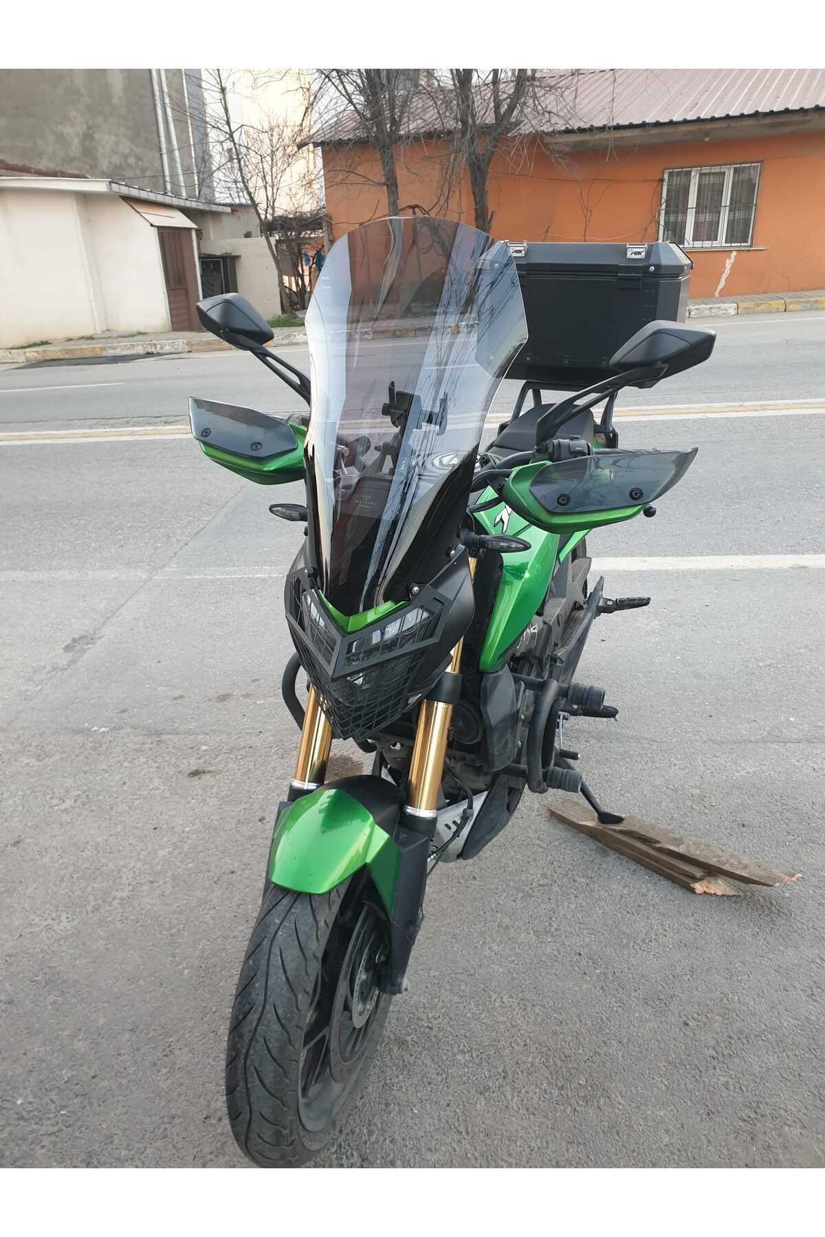 Bajaj Dominar 250 Siperlik Ön Cam 2017-2025 Model 58cm Füme Renkli 4mm ORTA BOYLU CAM