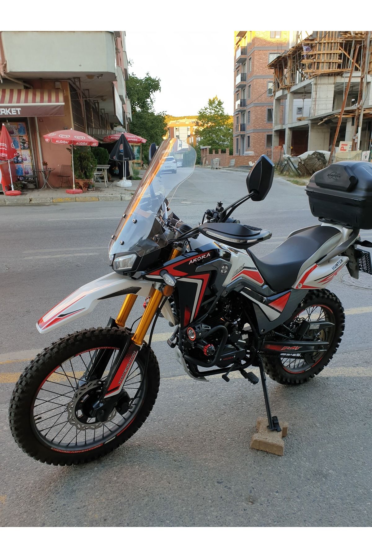 Arora CR 250 Siperlik Ön Cam 2025 Model 55cm Şeffaf Renkli 4mm