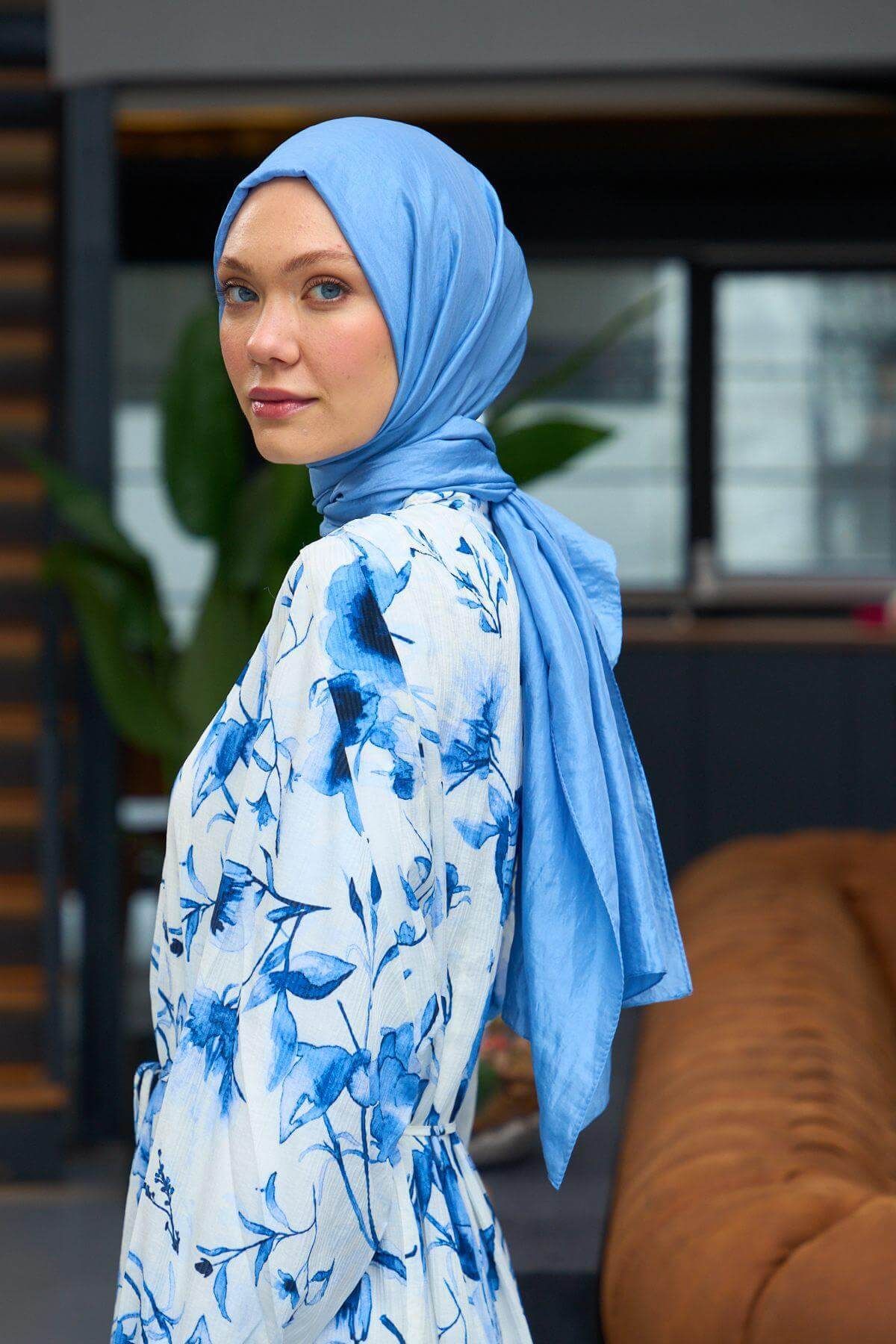 İpekhan-Plain Pattern Voile Shawl Blue Voile Silk Shawl - 9800-05 2