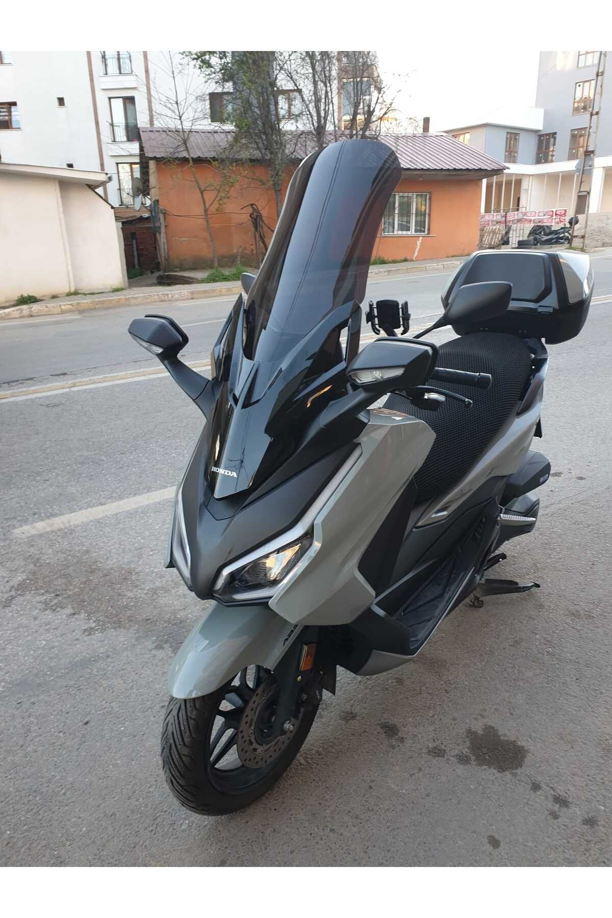 Honda Forza 250 Siperlik Ön Cam 2021-2025 Model 63cm Siyah Renkli 4mm UZUN CAM