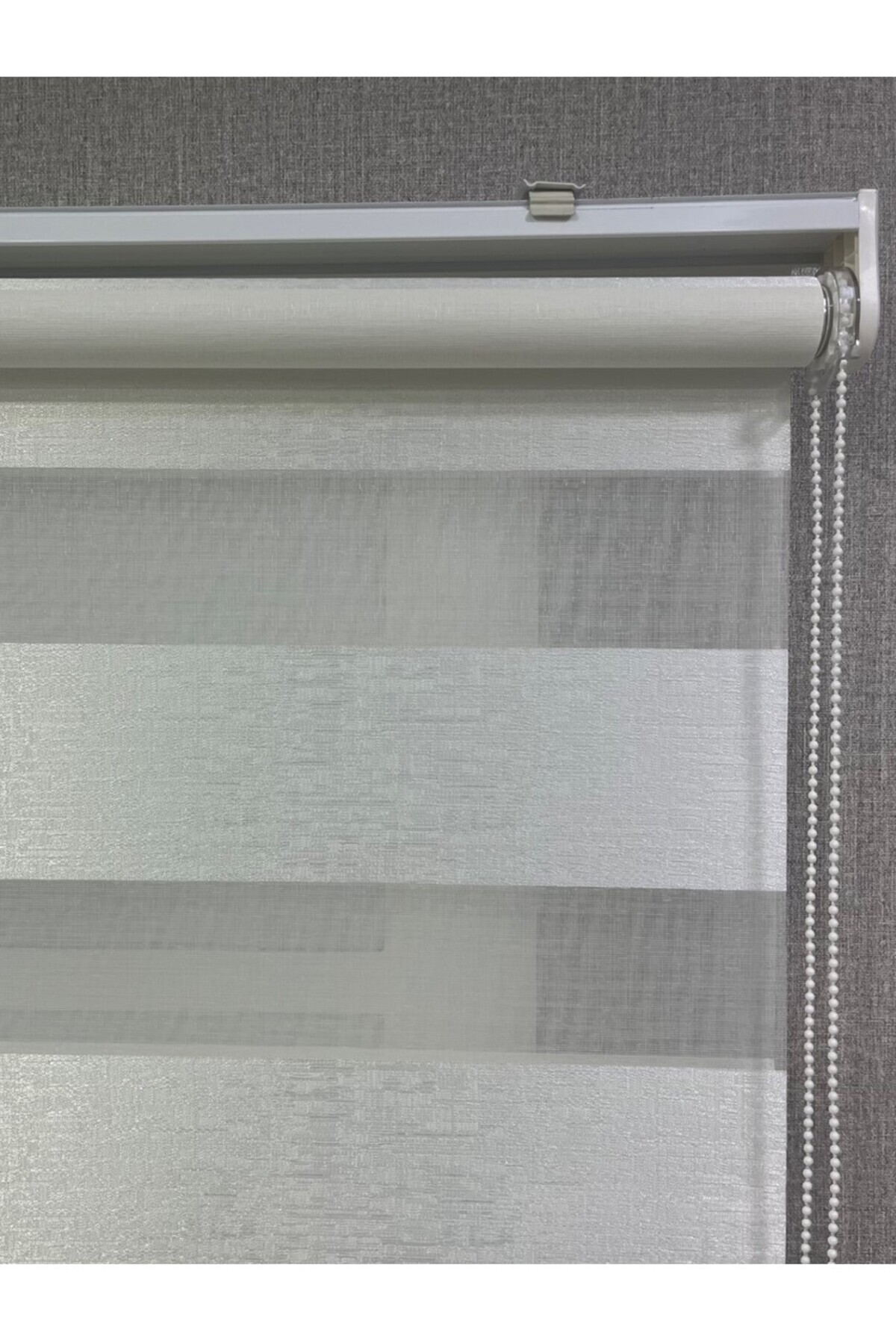 Deluxe Zebra Roller Blind Wide Pleat White