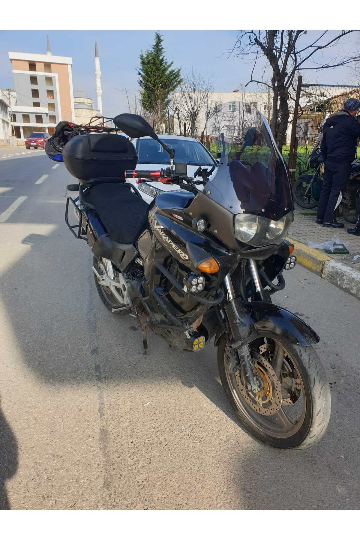 Honda Varadero Mk.1 Siperlik Ön Cam 1999 2003 Model 54cm Füme Renkli 4mm