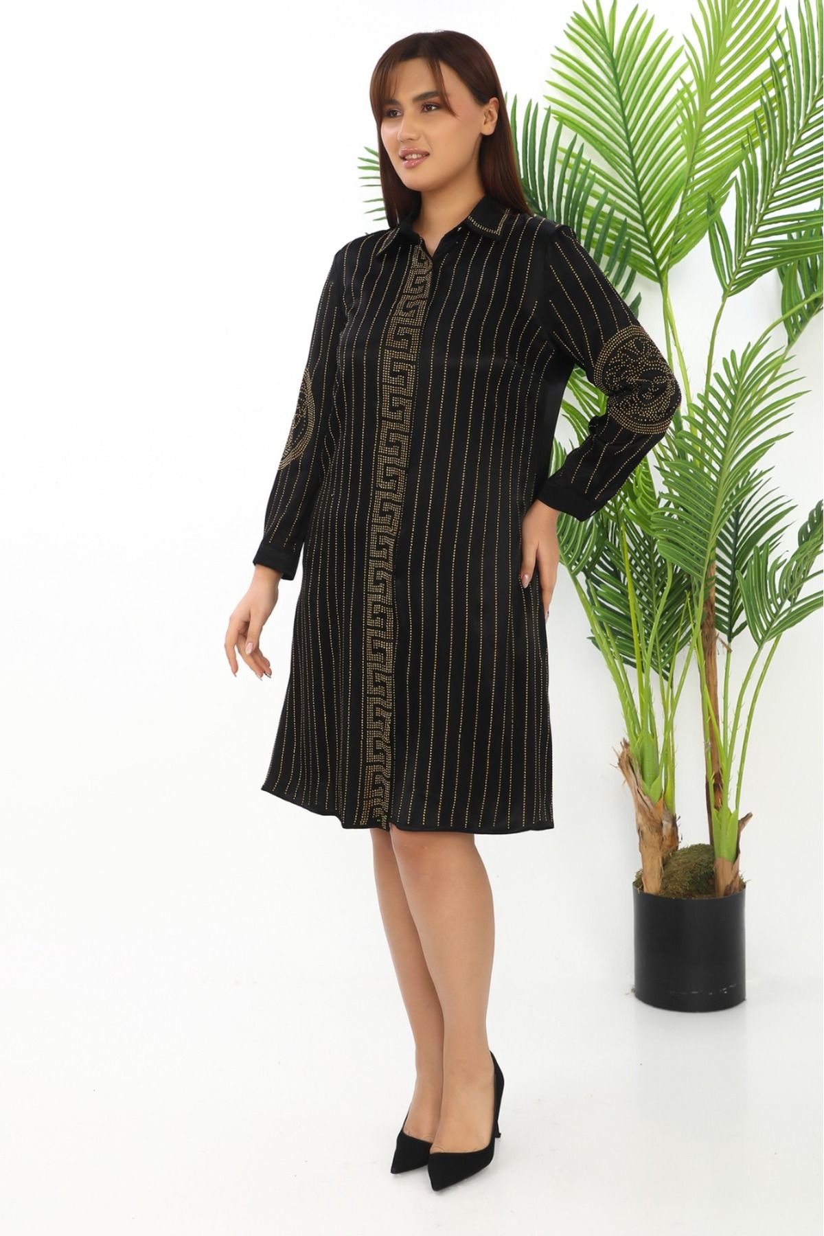 Rina Line-Stone Embroidered Medusa Motif Flush Viscose Dress 2