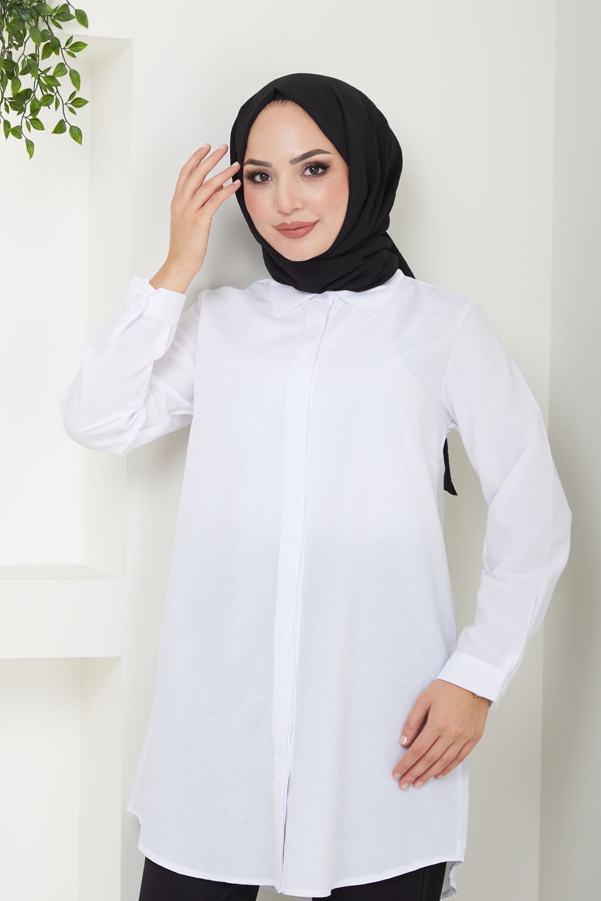 Eliva  Kadın Beyaz Terikoton Gizli Düğmeli Boyfriend Tesettür Gömlek - Görsel 5