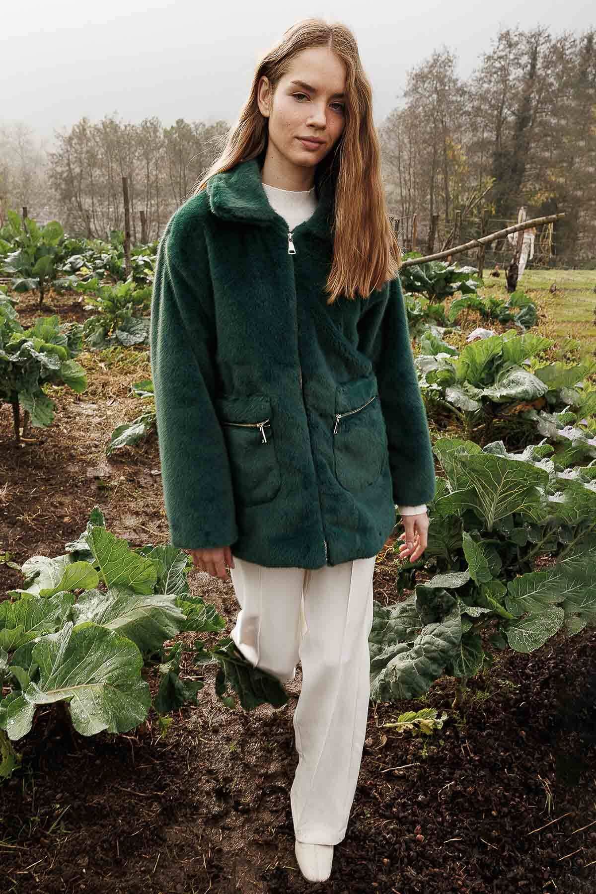 Hooopstore-Plush Green Coat 1