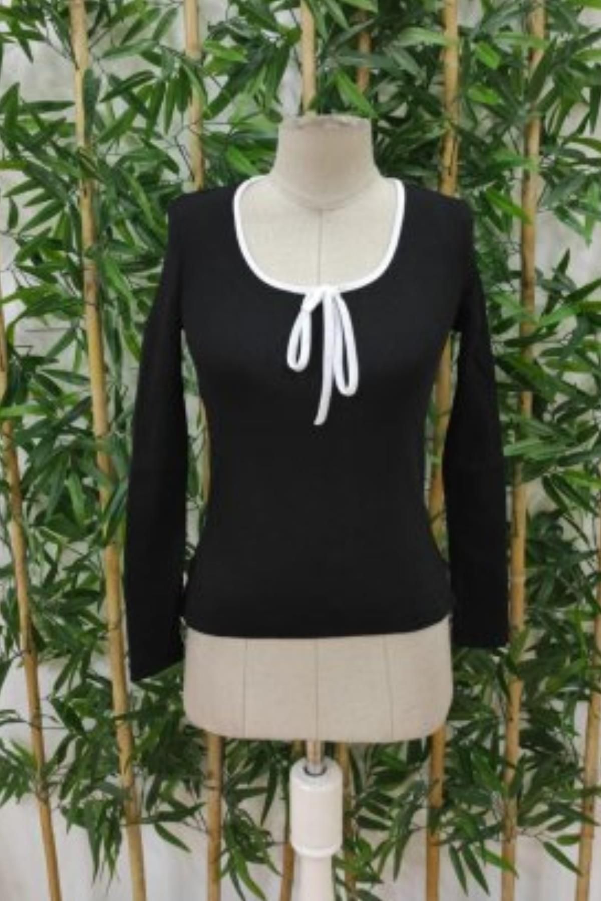 Mossta-Black Camisole Blouse - Collar Lacing Detail 4