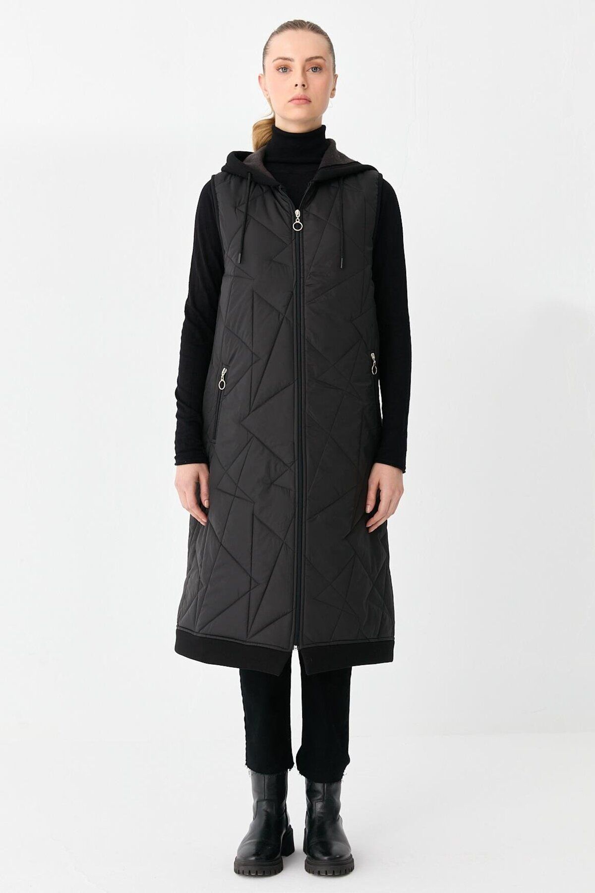 Esswaap-Black Puffer Vest 1