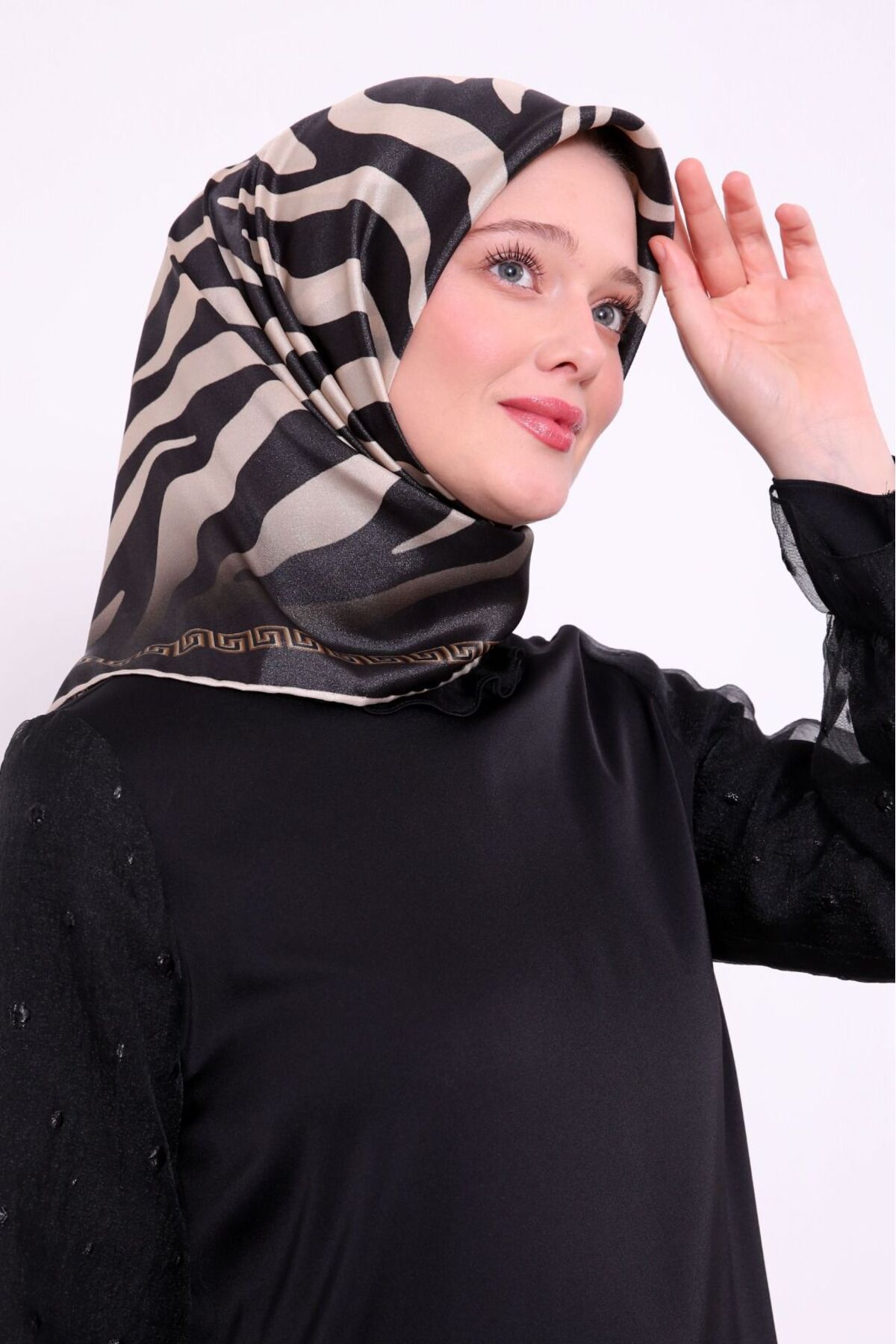 Levidor-Leopard Zebra Houndstooth Pattern Glittering Crystal Scarf 1