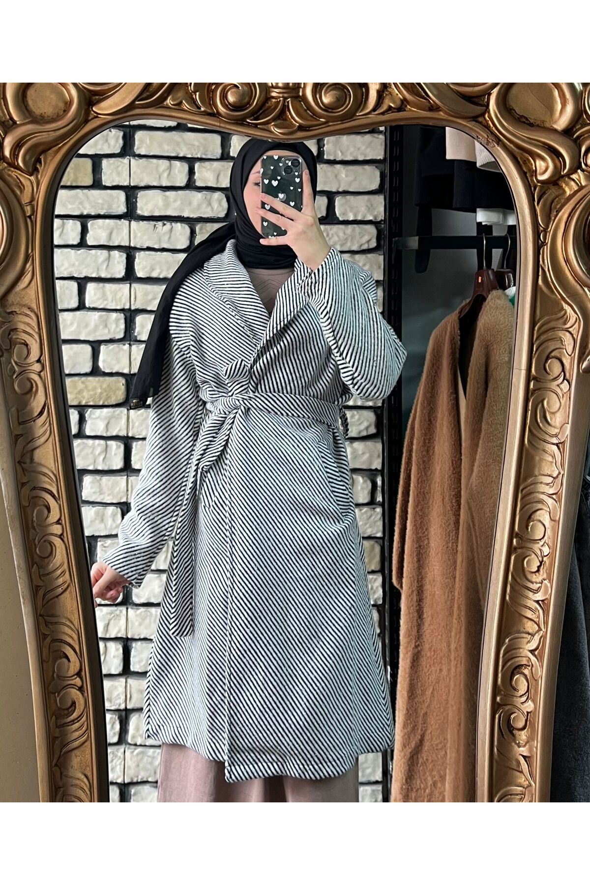 GÜLİNS Balıksırtı desen kaban görsel 2