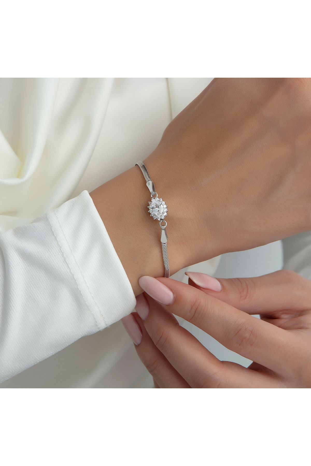 Usho Jewelry 925 Ayar Gümüş Pırlanta Modeli İtalyan Zincir Çıtır Bileklik