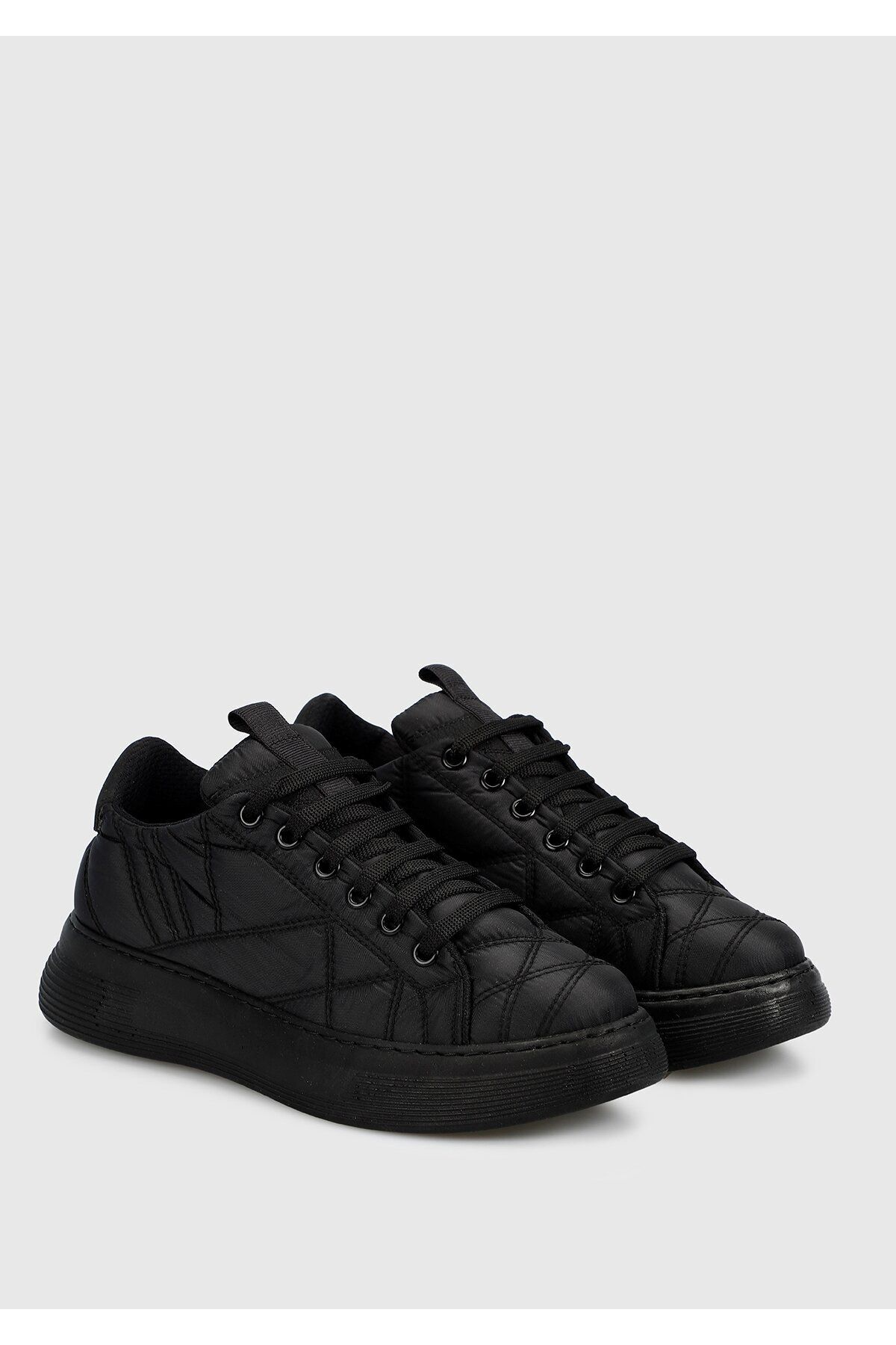 Provoq-Women's Sneakers - Black 2