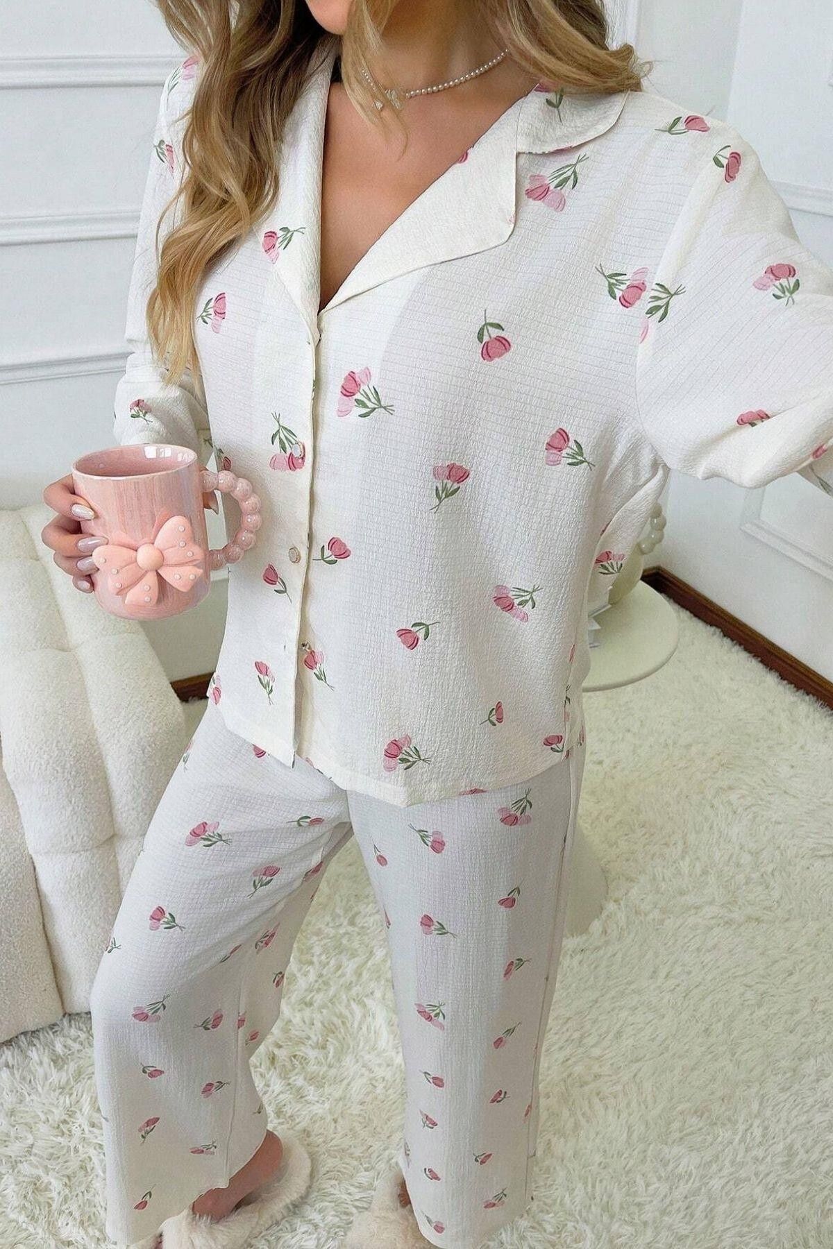 BELLA NOTTE-Set de pijamale lungi de iarnă cu imprimeu floral ecru pentru femei 5