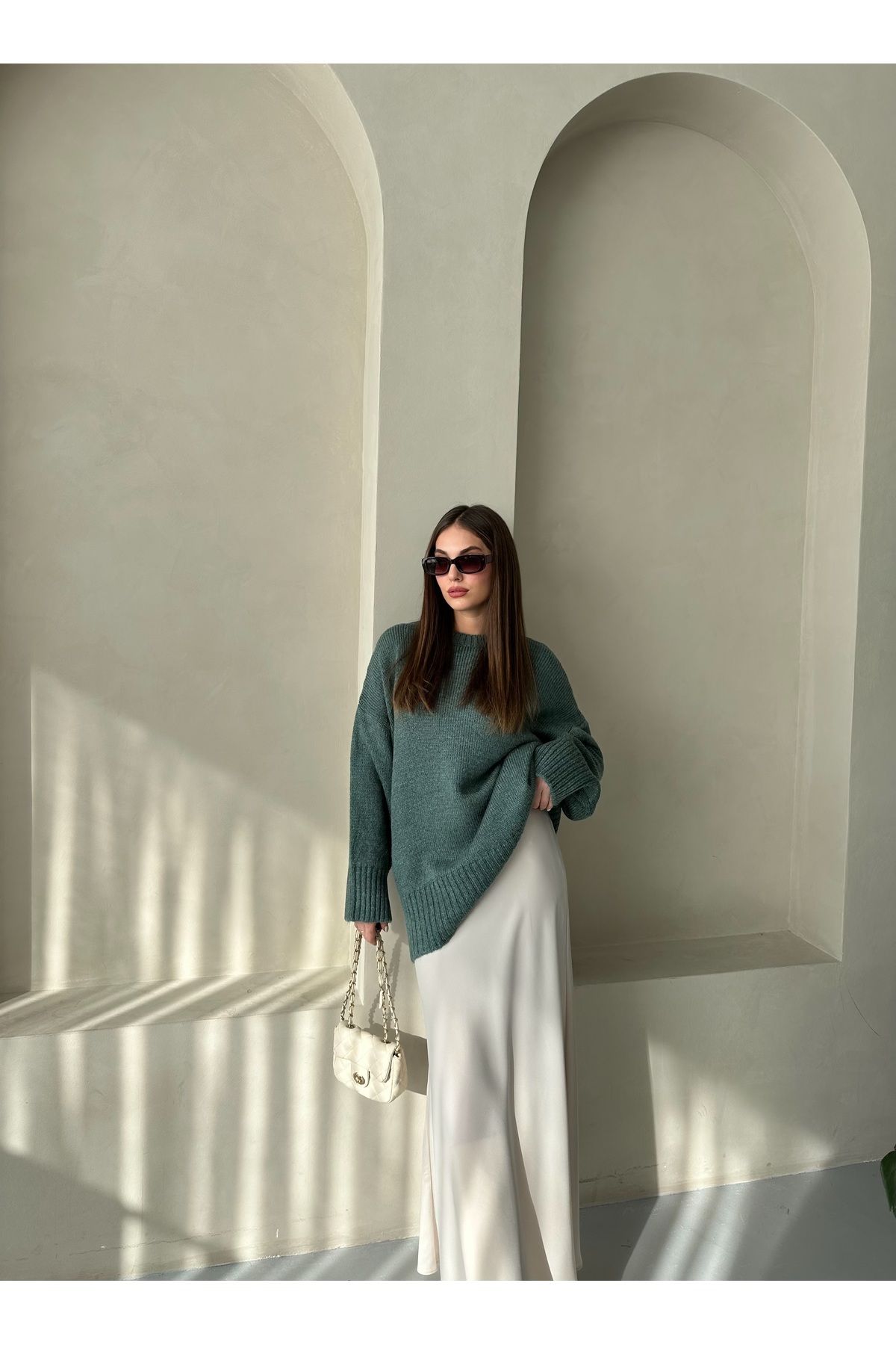 Laluvia-Petrol Green Plain Basic Thick Sweater - 4700 8