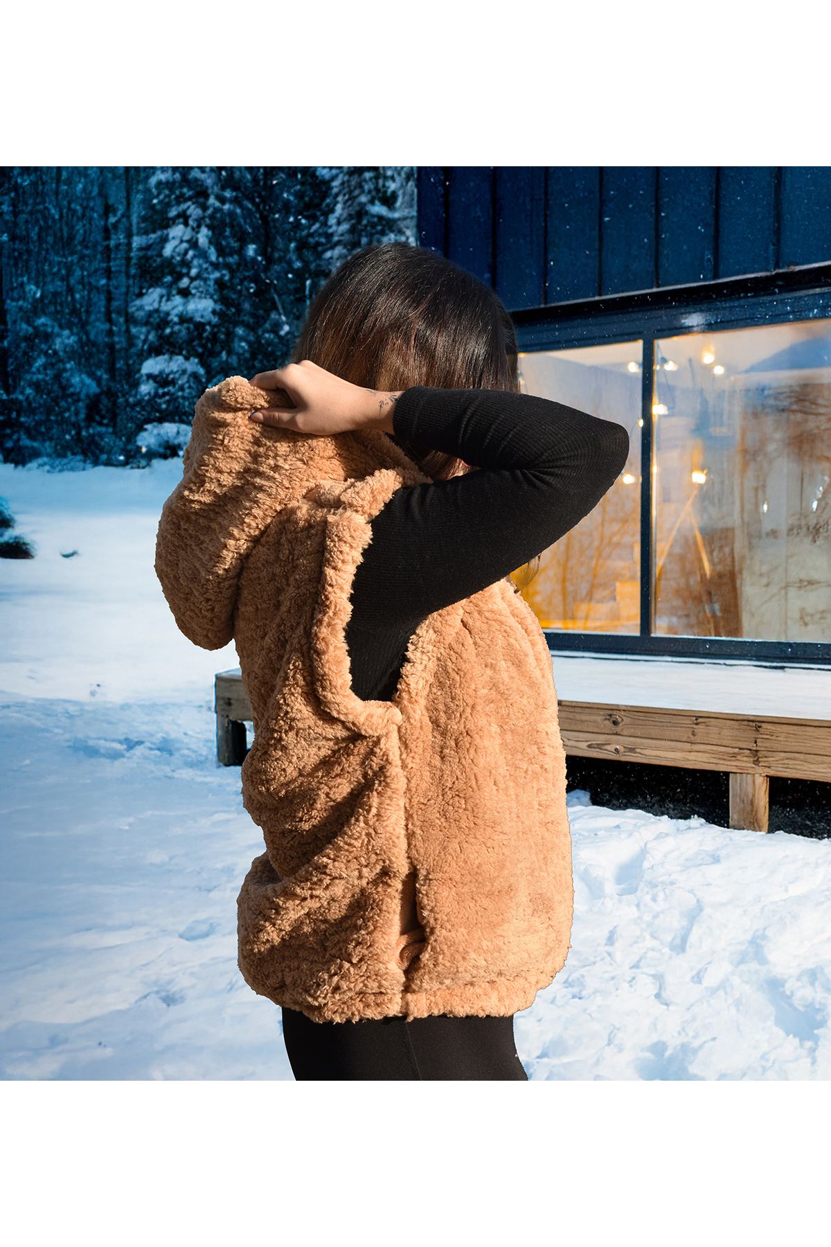 Özgüner Oyuncak-Comfort and Elegance in Winter Fashion: Plush Vest and Hat Combo 4