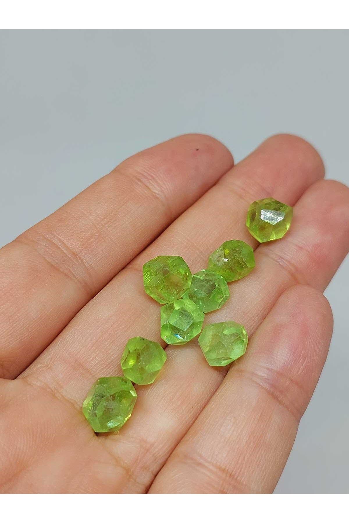 Yasamtohumu-Natural Cut Peridot Stone - Authentic 4 Carat (55634) 4