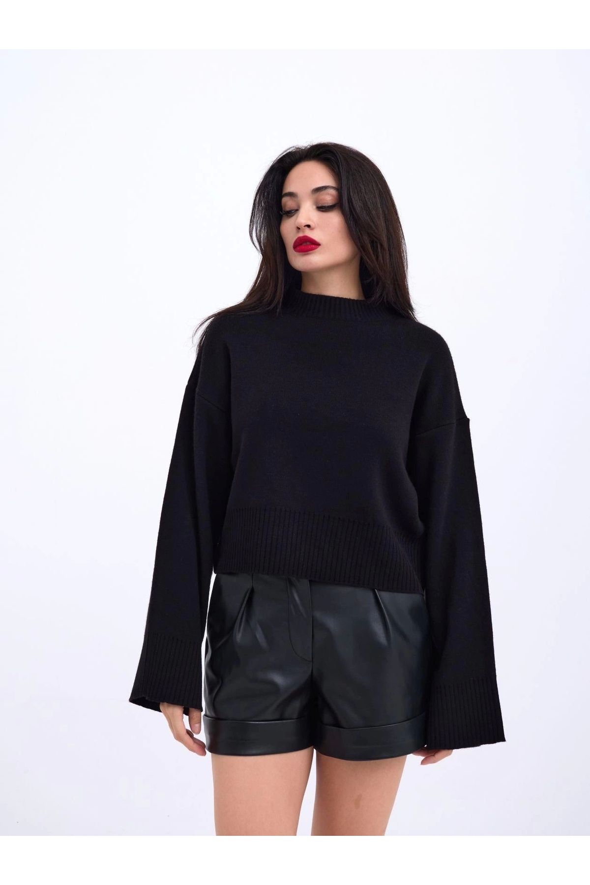 SaklıModa-3628 Sleeve Wide Sweater-Black 4