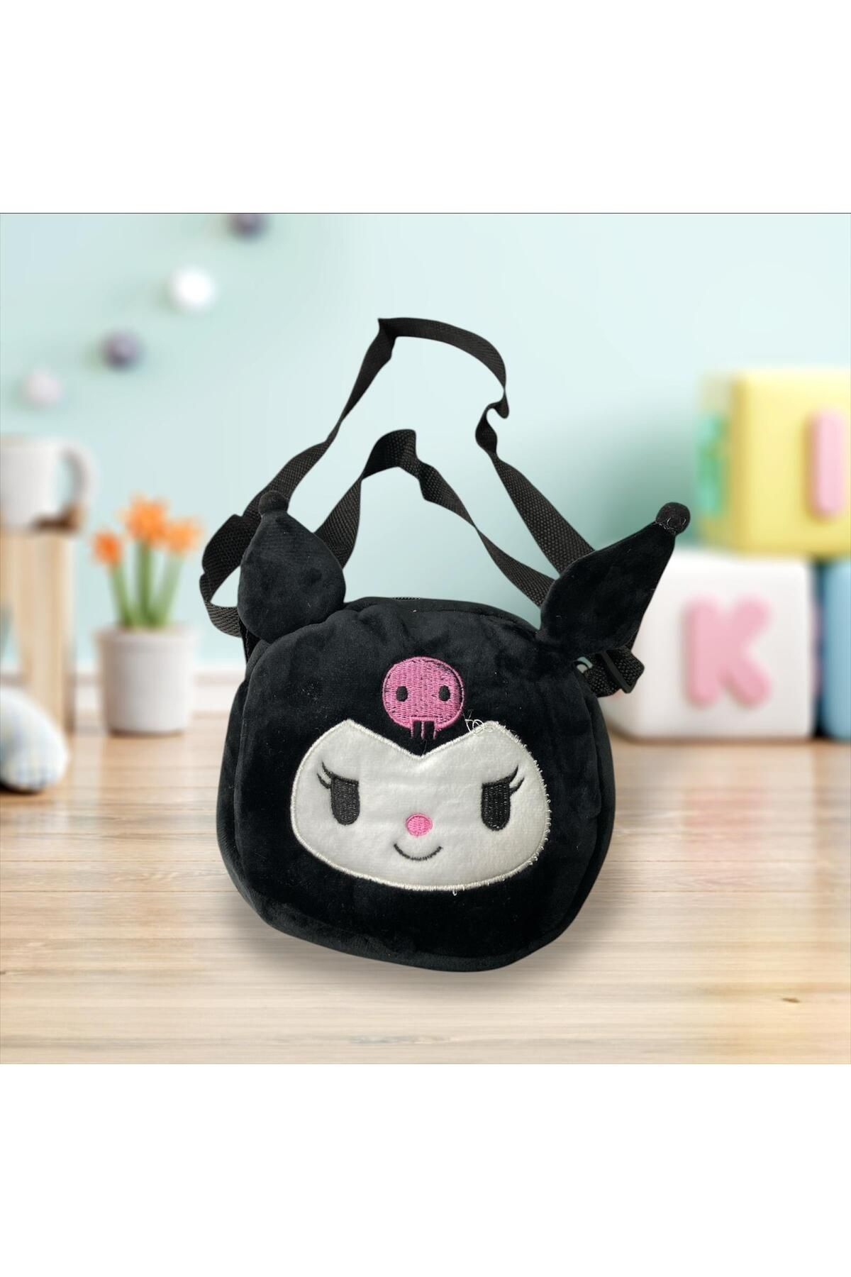 tüftürük-Kawaii Sanrios Kuromi Plush Shoulder Messenger Bag Mobile Phone Headset Storage Bag Multifunctional 1