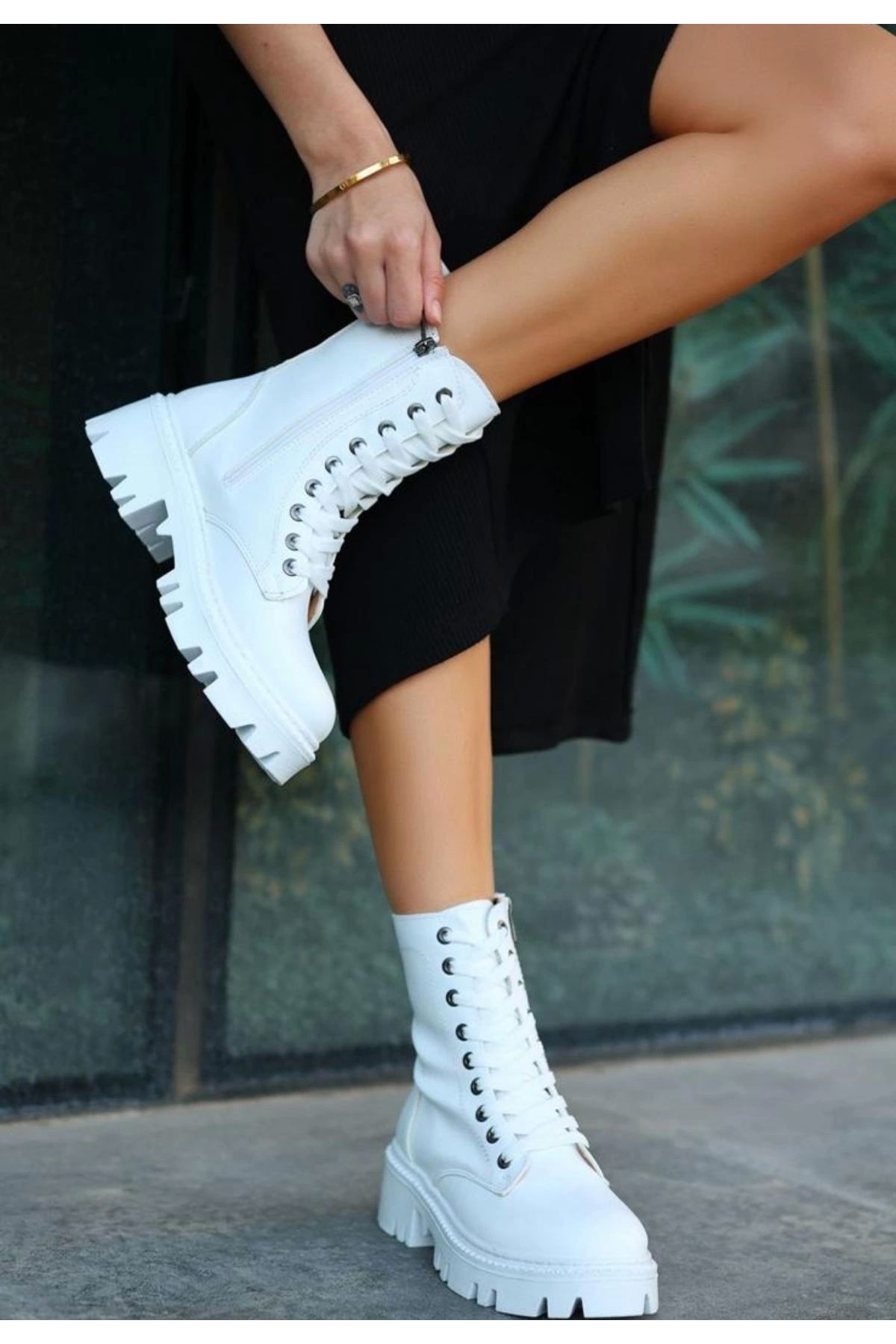 Alisim-Flona White Skin Lace up Boots 1