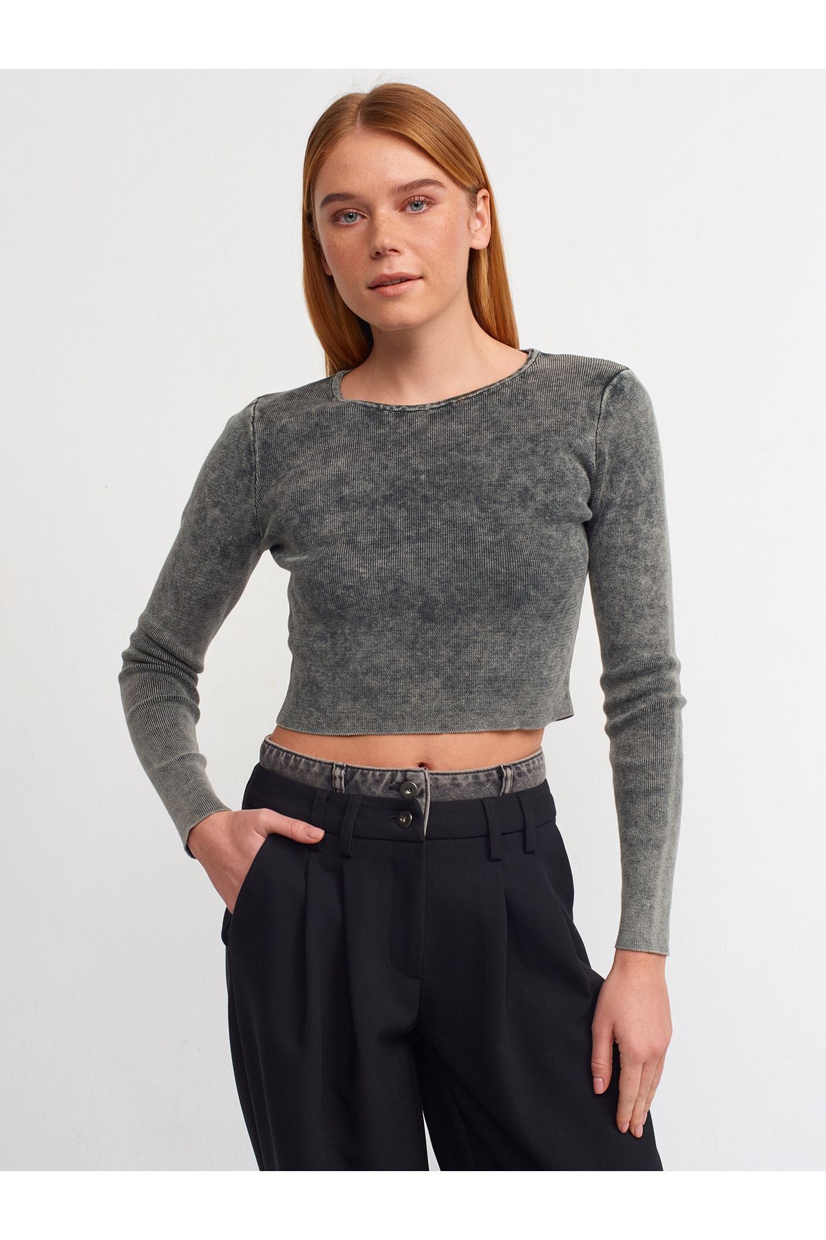 Dilvin-10510 Model - Anthracite Crew Neck Crop Sweater with Pale Effect 1