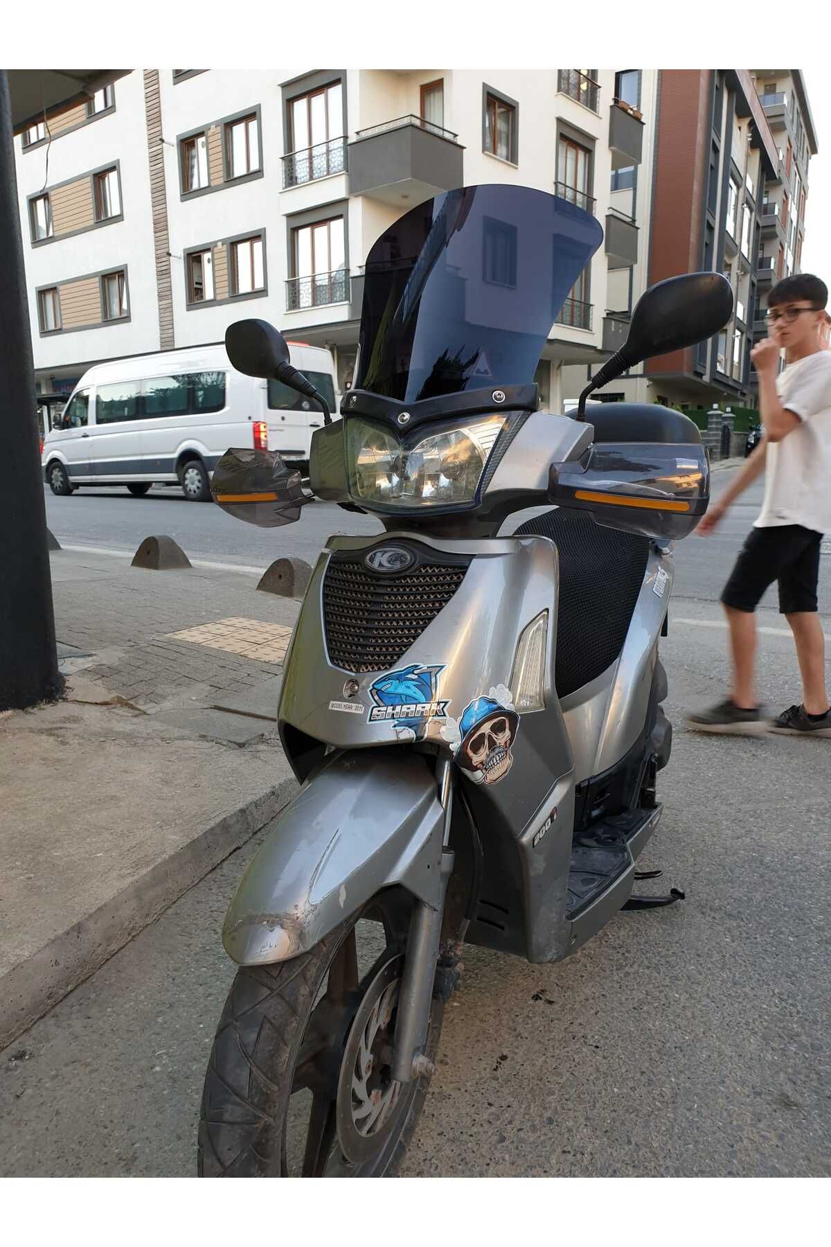 Kymco People S 200 Siperlik Ön Cam 2011 Model 48cm Siyah Renkli 4mm UZUN CAM