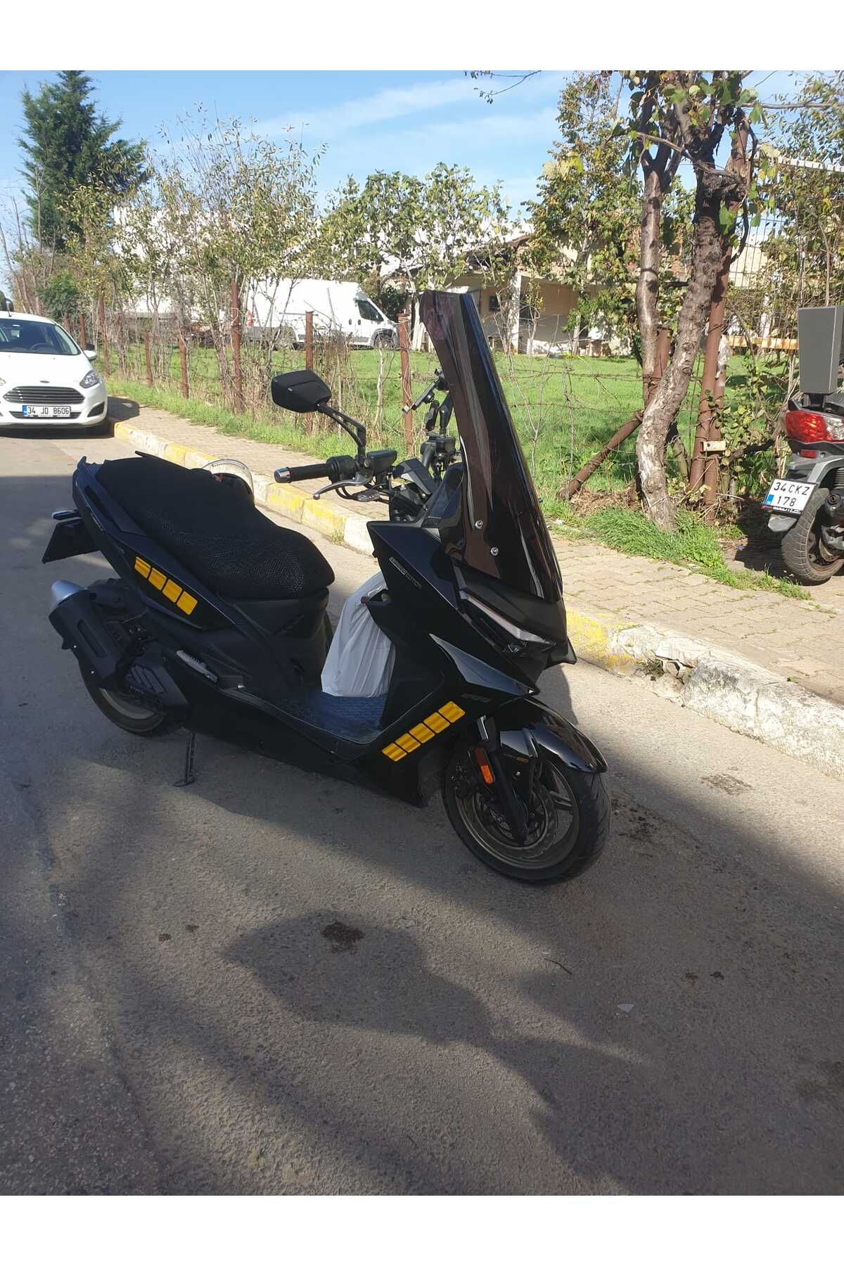 Kymco Krv 200 Siperlik Ön Cam 2022-2025 Model 75cm Siyah Renkli 4mm UZUN CAM
