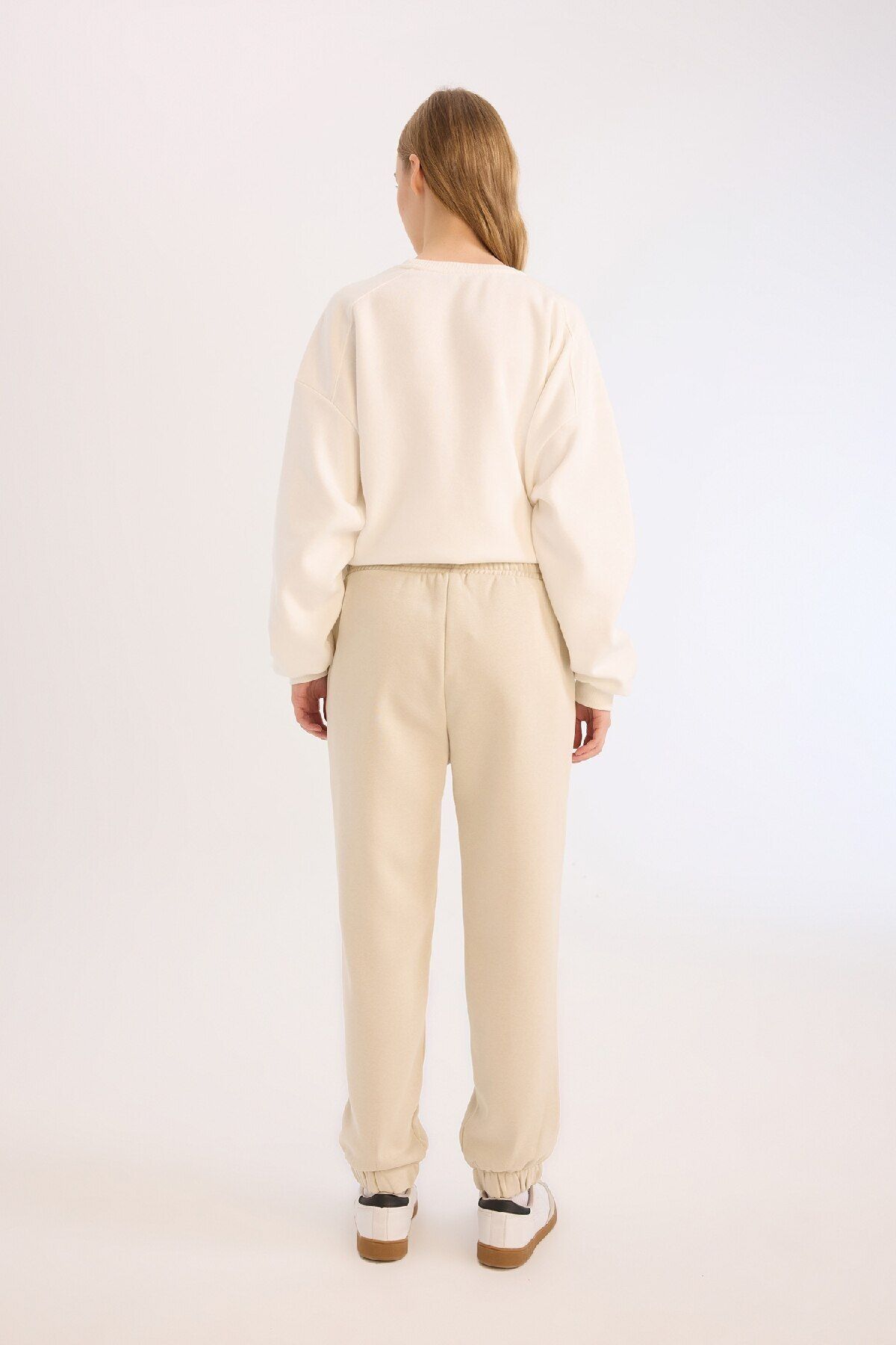 DeFacto-Thick Jogger Sweatpants - with Straight Pockets and Elastic Waist E6300Ax24Wn 6