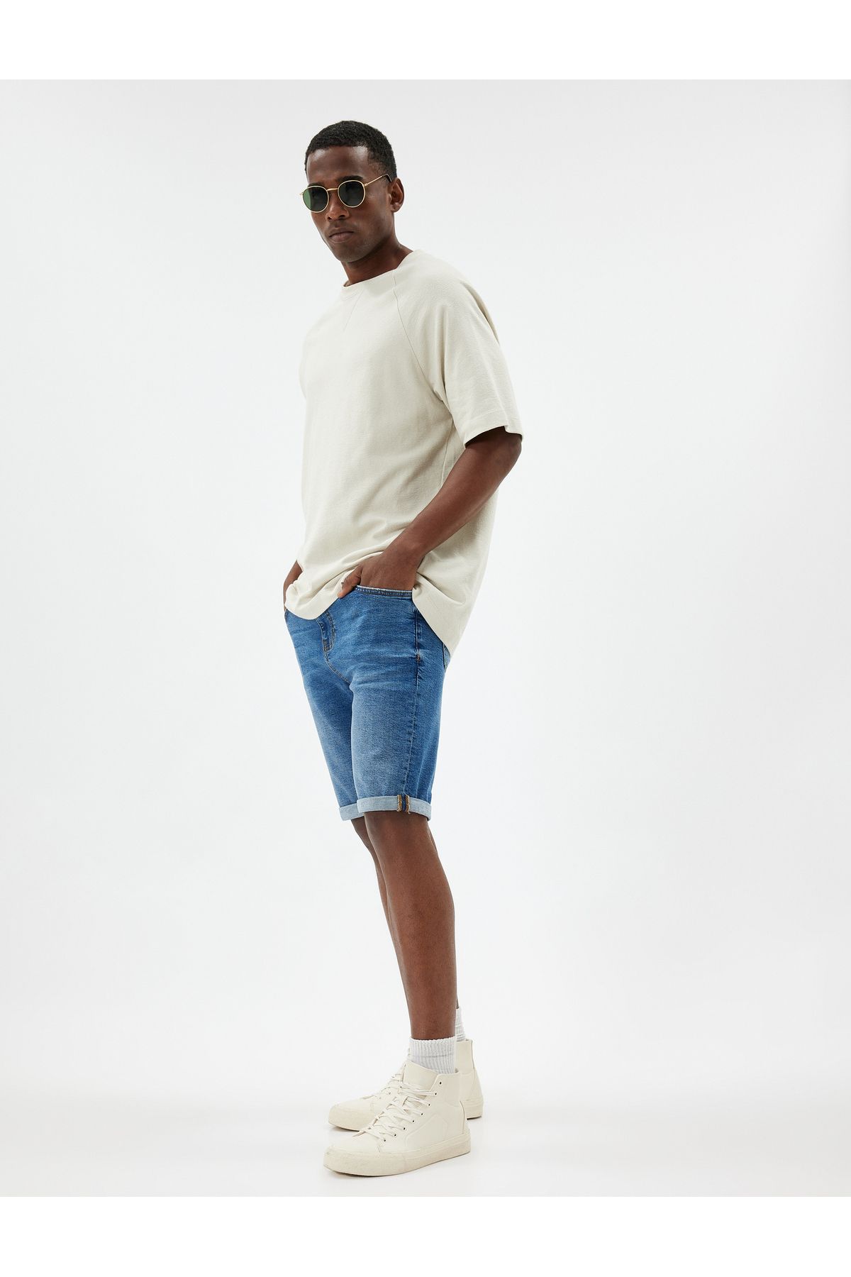 Koton-Cotton Oversize Denim Shorts - Bermuda with Pocket Detail 2