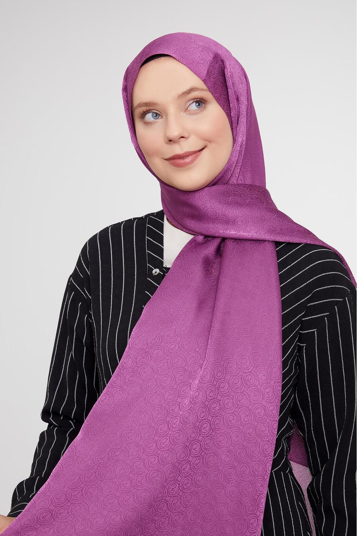 Levidor-Plum Round Pattern Jacquard Janjan Shawl 3