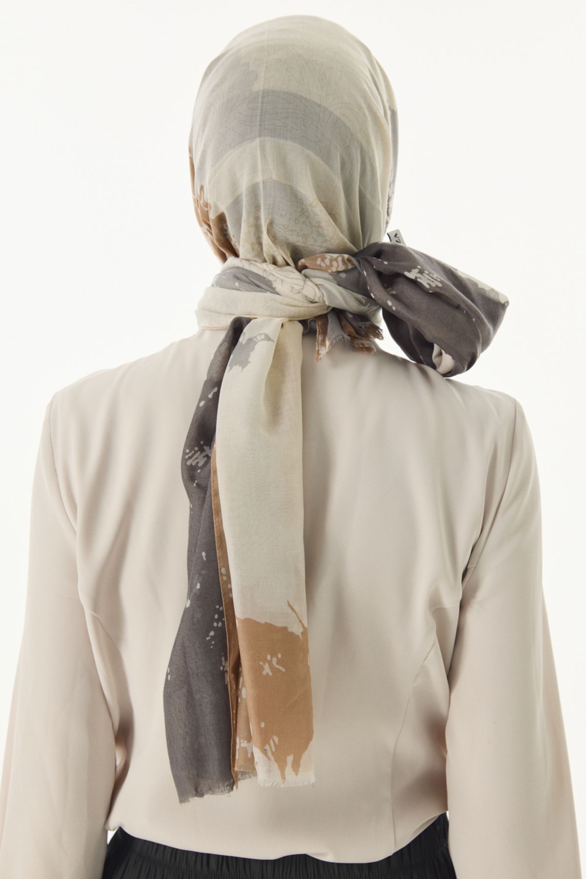 SOFT AKSESUAR-Gradient Stone Design Shawl 5