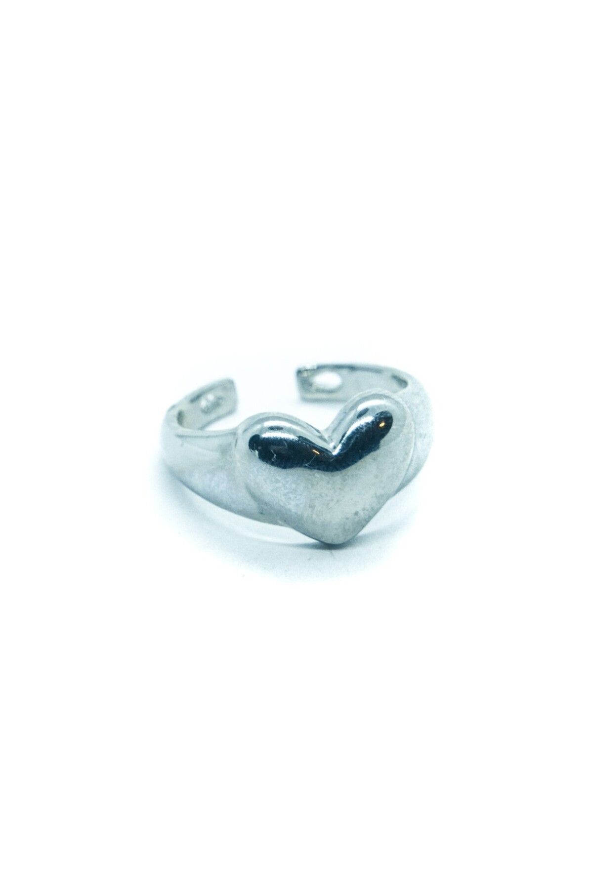 Chic Latife-"Timeless Touch" Silver Plated Heart Ring 1