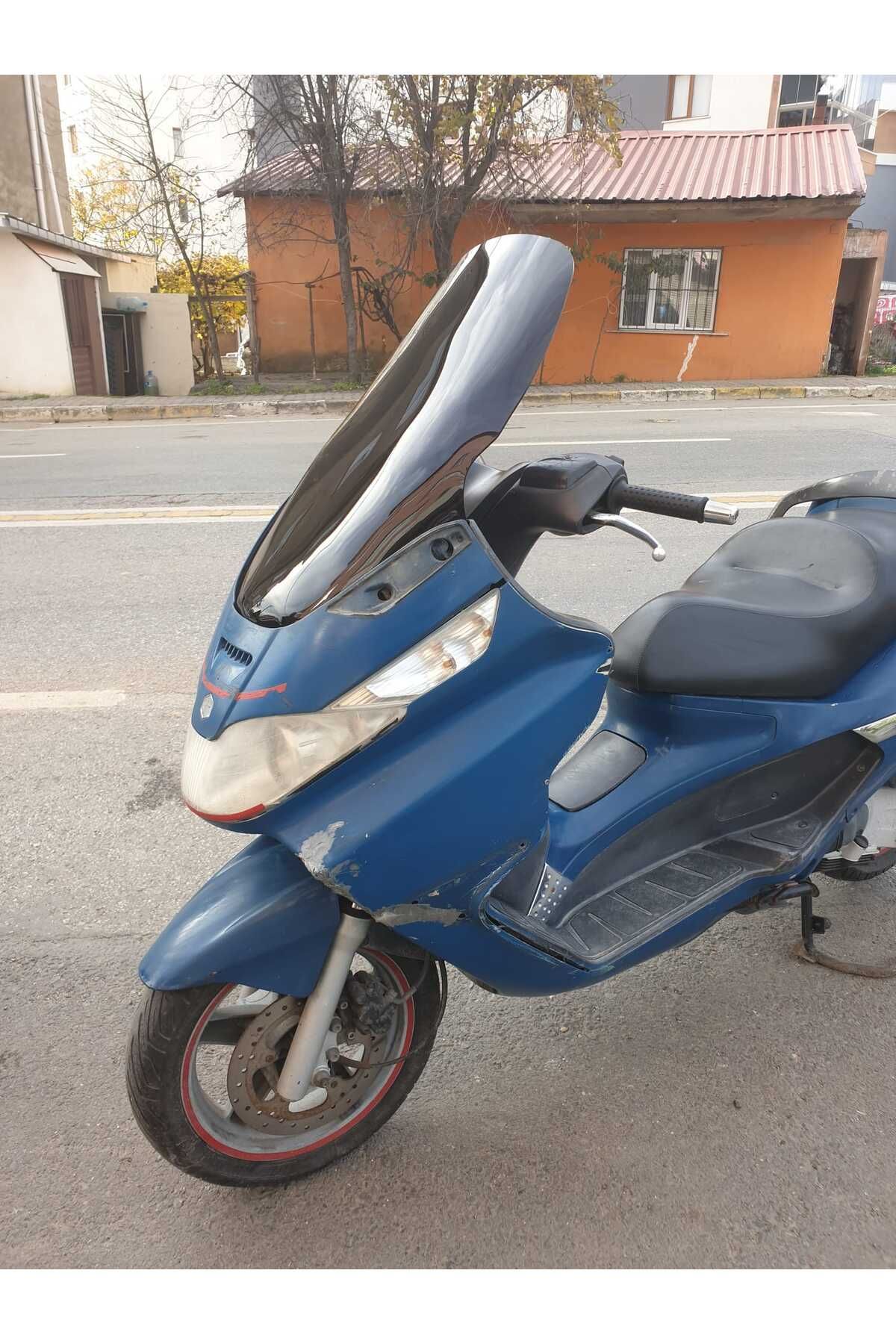 Piaggio X8 200 Siperlik Ön Cam 2004 2006 Model 58cm Siyah Renkli 4mm