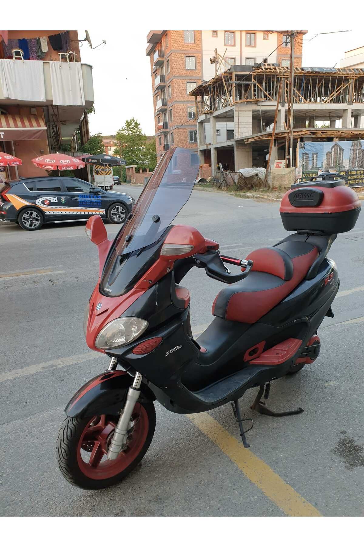 Piaggio X9 250 -500 Siperlik Ön Cam 2004 2006 Model 49cm Füme Renkli 4mm ORTA BOYLU CAM