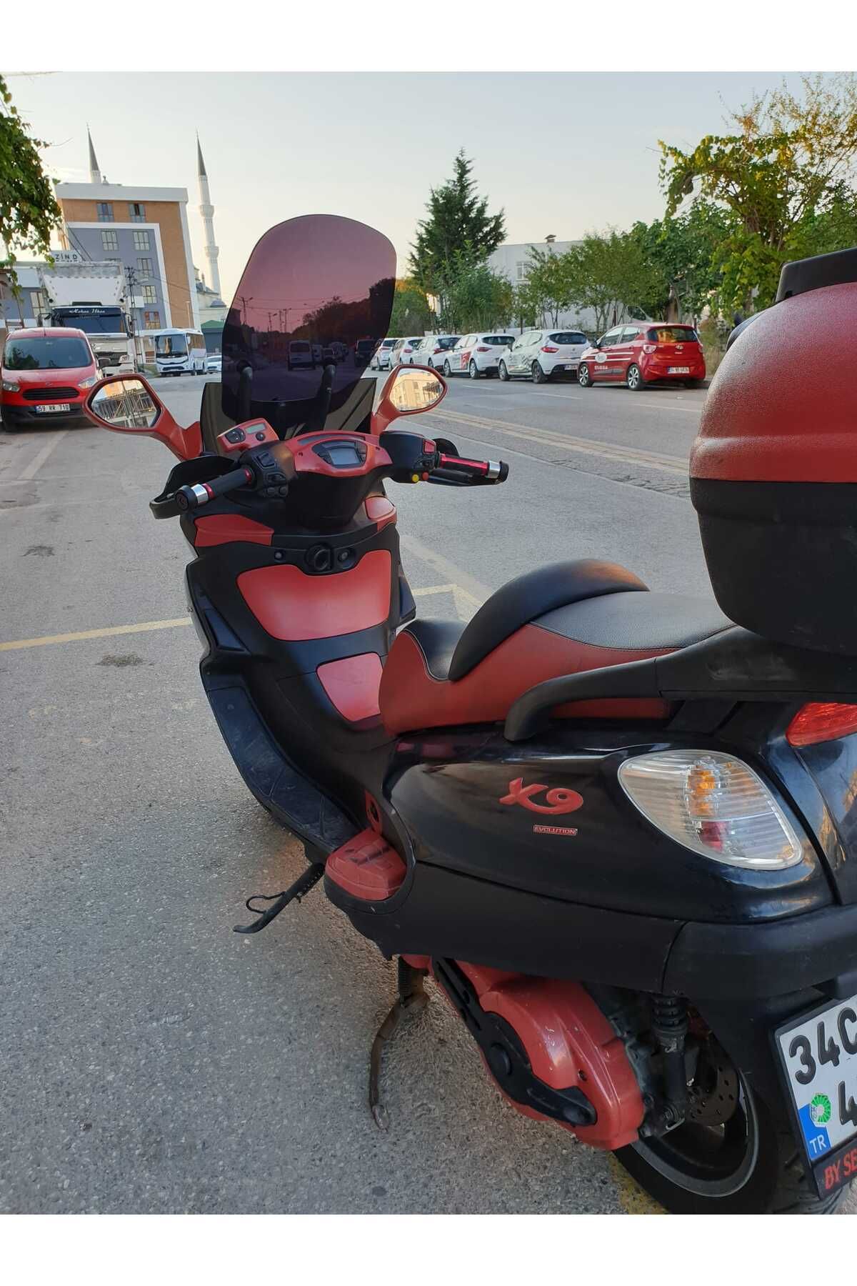 Piaggio X9 250 -500  Siperlik Ön Cam 2005 2007 Model 59cm Siyah Renkli 4mm