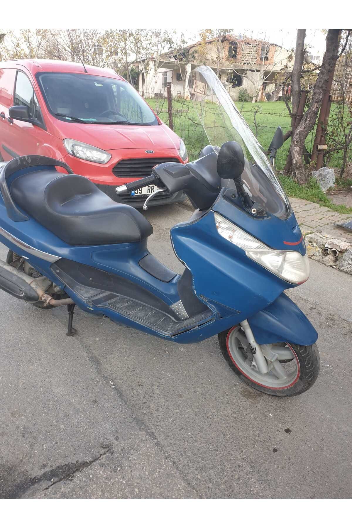 Piaggio X8 200 Siperlik Ön Cam 2004 2006 Model 58cm Şeffaf Renkli 4mm